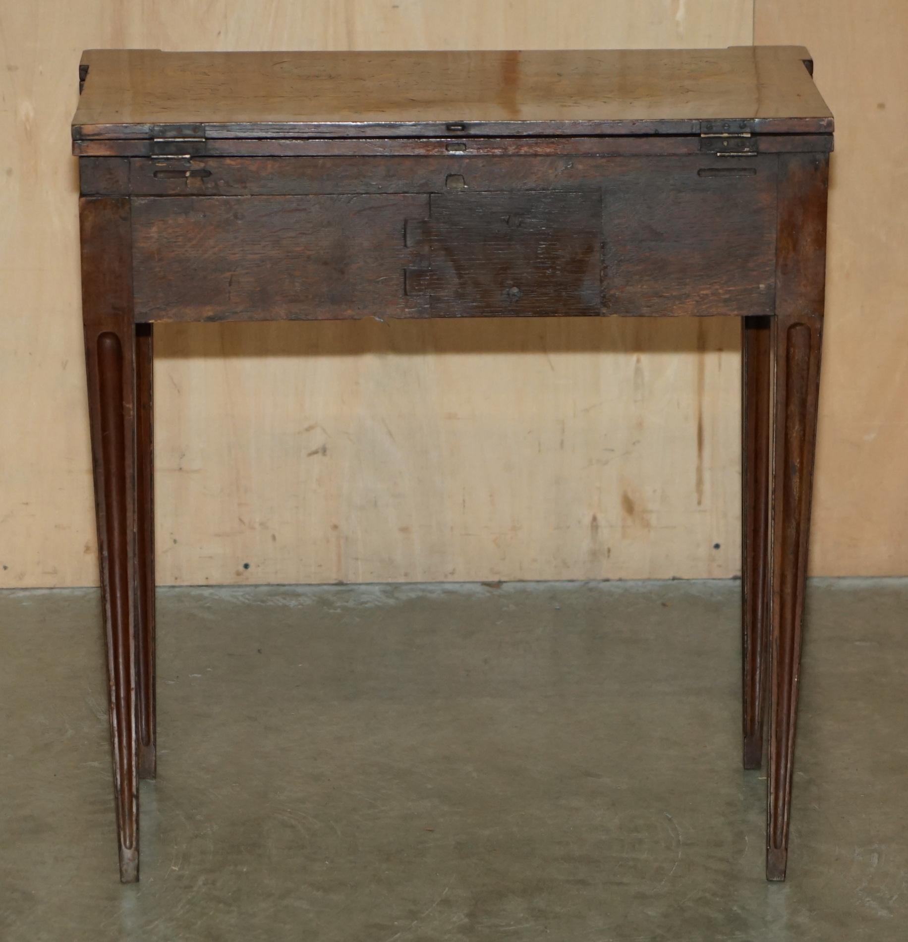 FULLY RESTORED CiRCA 1800 DUTCH MARQUETRY INLAID CHESS POKER GAMES CARDS TABLE For Sale 3