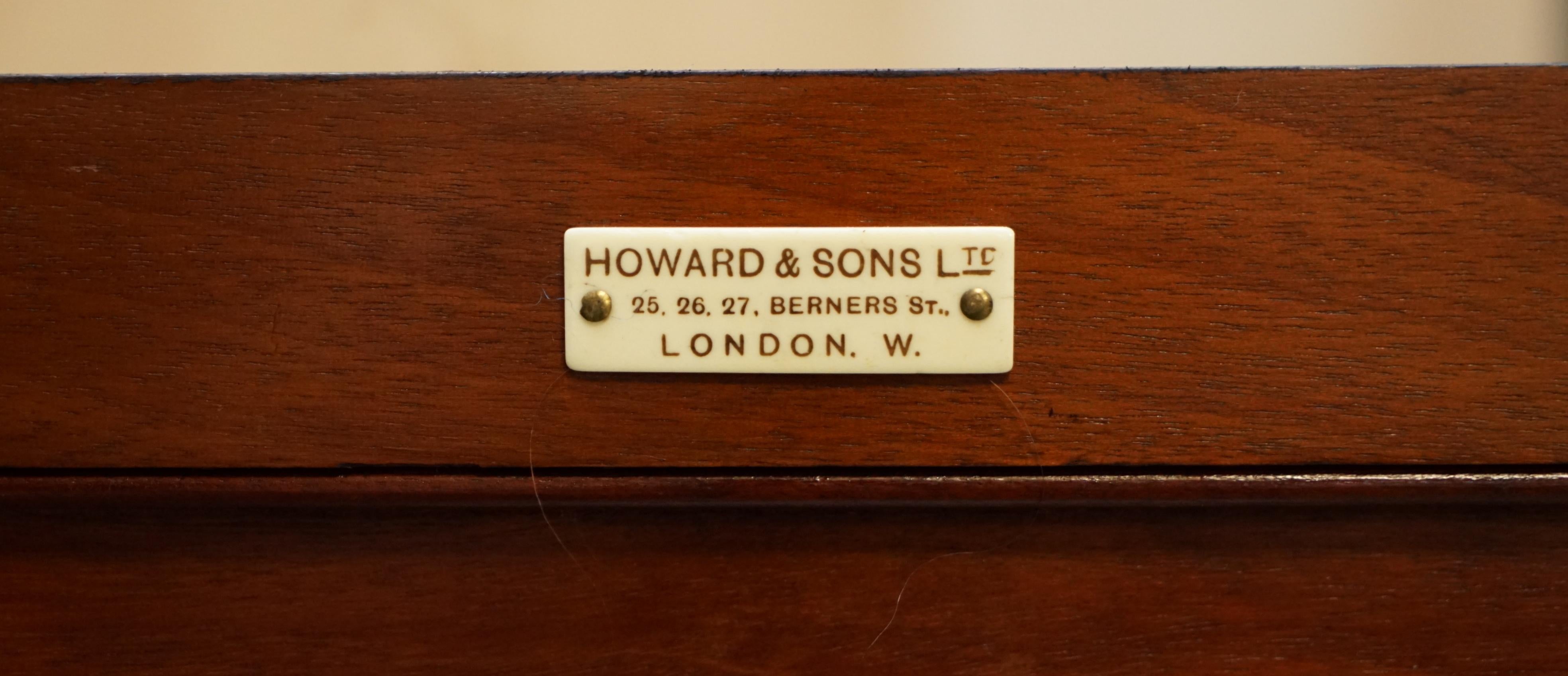 High Victorian Fully Restored circa 1880 Howard & Son Berners Street Flamed Hardwood Sideboard