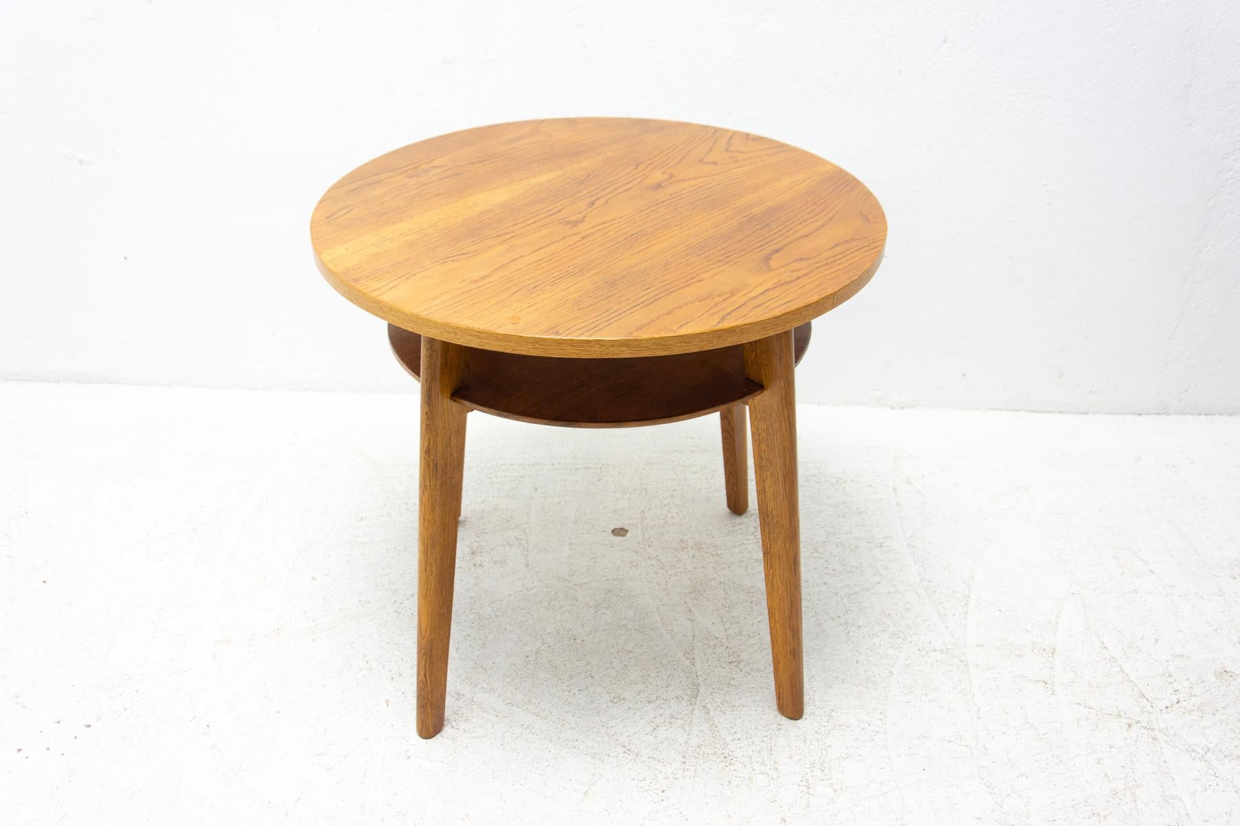 Fully Restored Coffee Table by Česky Nabytek, Czechoslovakia, 1960´S For Sale 10