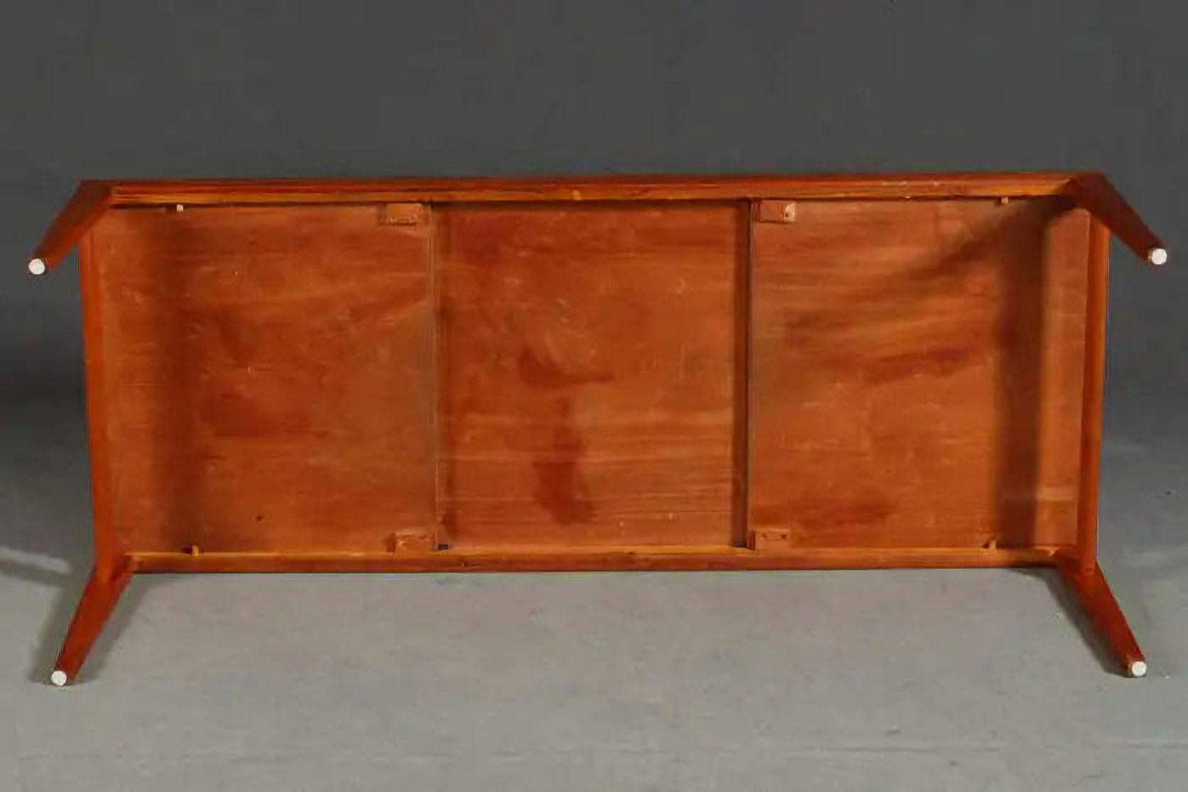 Fully Restored Danish Johannes Andersen Coffee Table in Teak by CFC Silkeborg For Sale 6