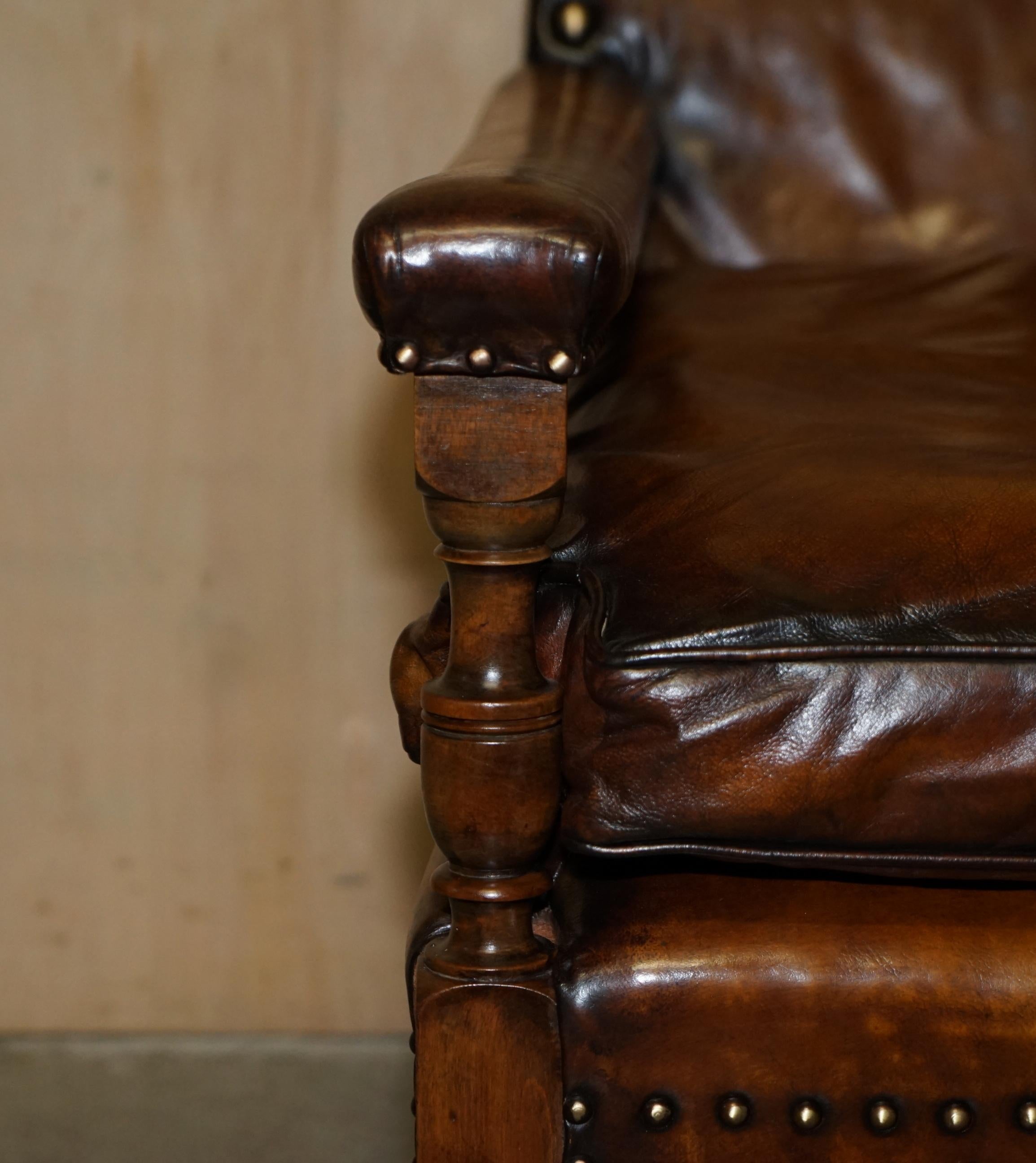 Vollständig restauriert Edwardian circa 1910 Hand gefärbt Brown Leder Löwe geschnitzt Sessel im Angebot 1