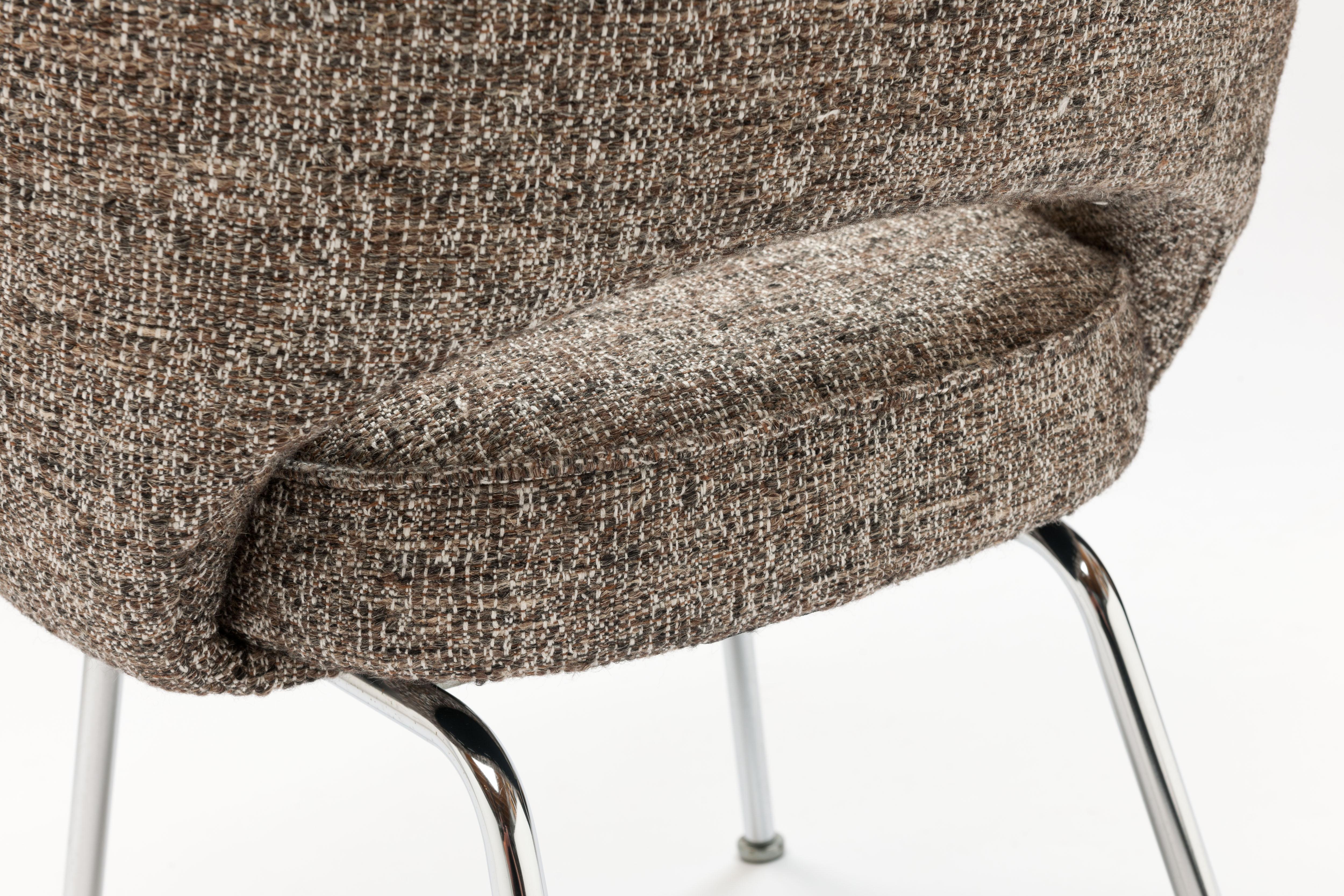 Fully Restored Eero Saarinen Executive Armchairs by Knoll 2