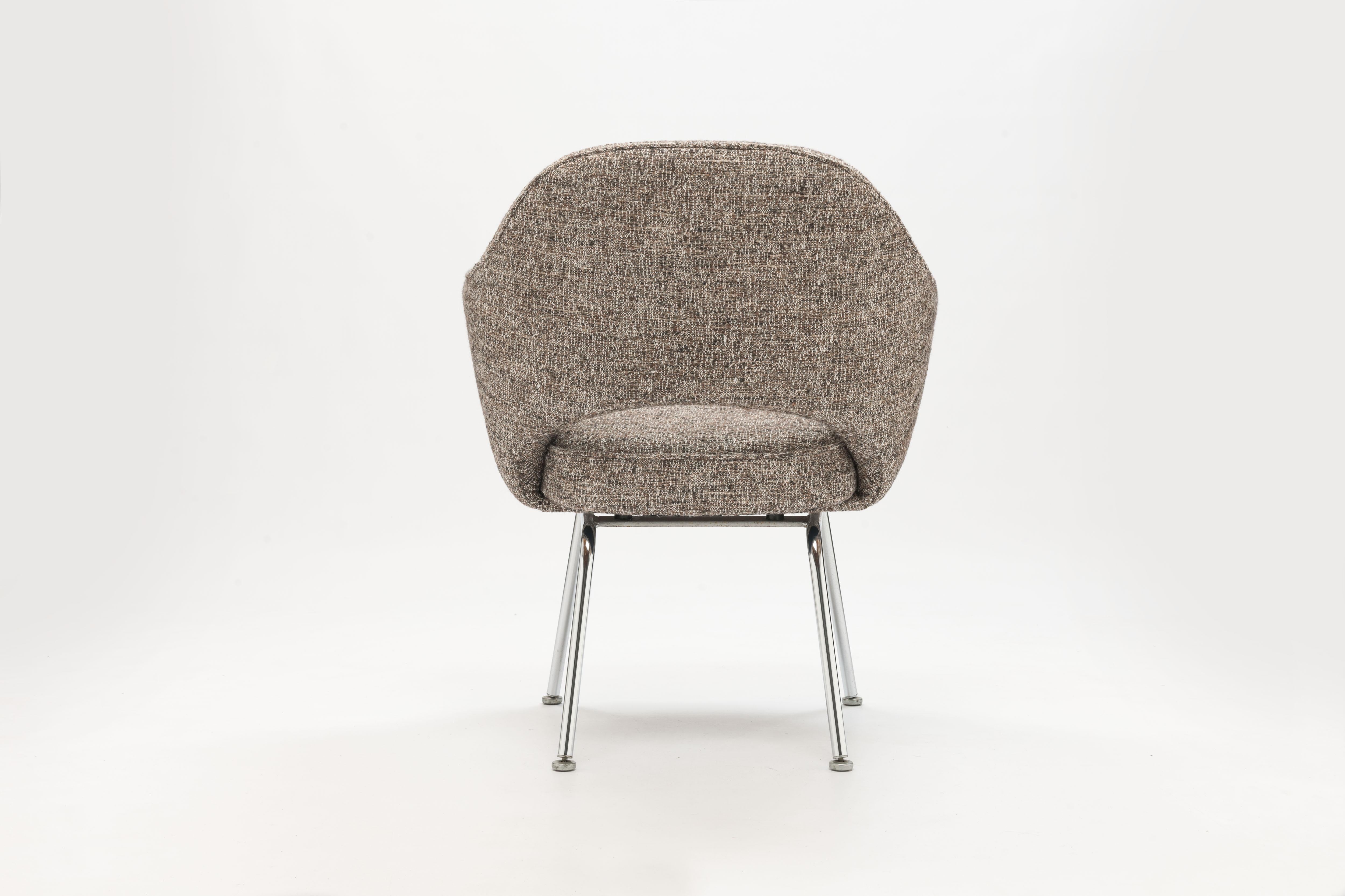 Fully Restored Eero Saarinen Executive Armchairs by Knoll 1