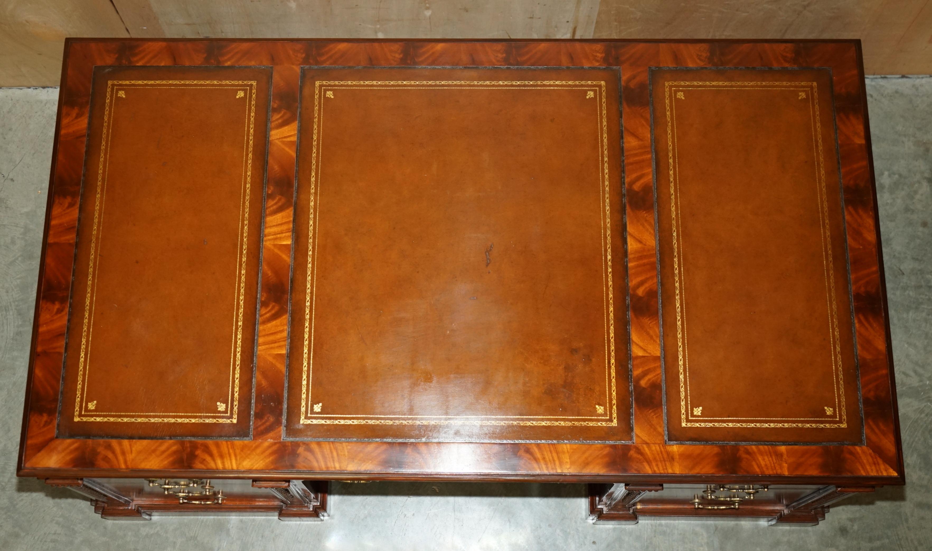 FULLY RESTORED EXTRA LARGE DOUBLE SiDED REGENCY TWIN PEDESTAL PARTNER DESK For Sale 4
