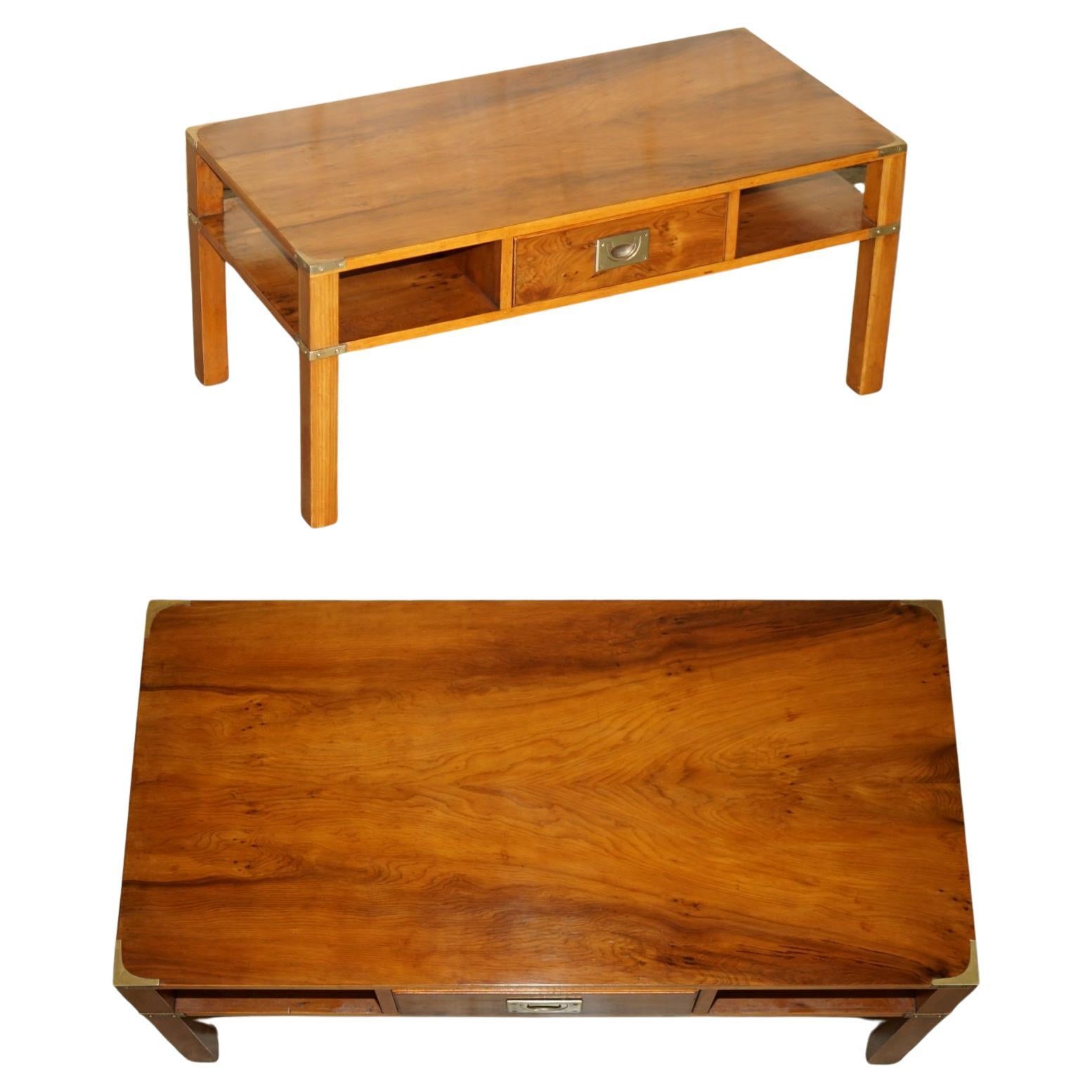 FULLY RESTORED FRENCH POLiSHED BURR YEW WOOD MILITARY CAMPAIGN COFFEE TABLE For Sale