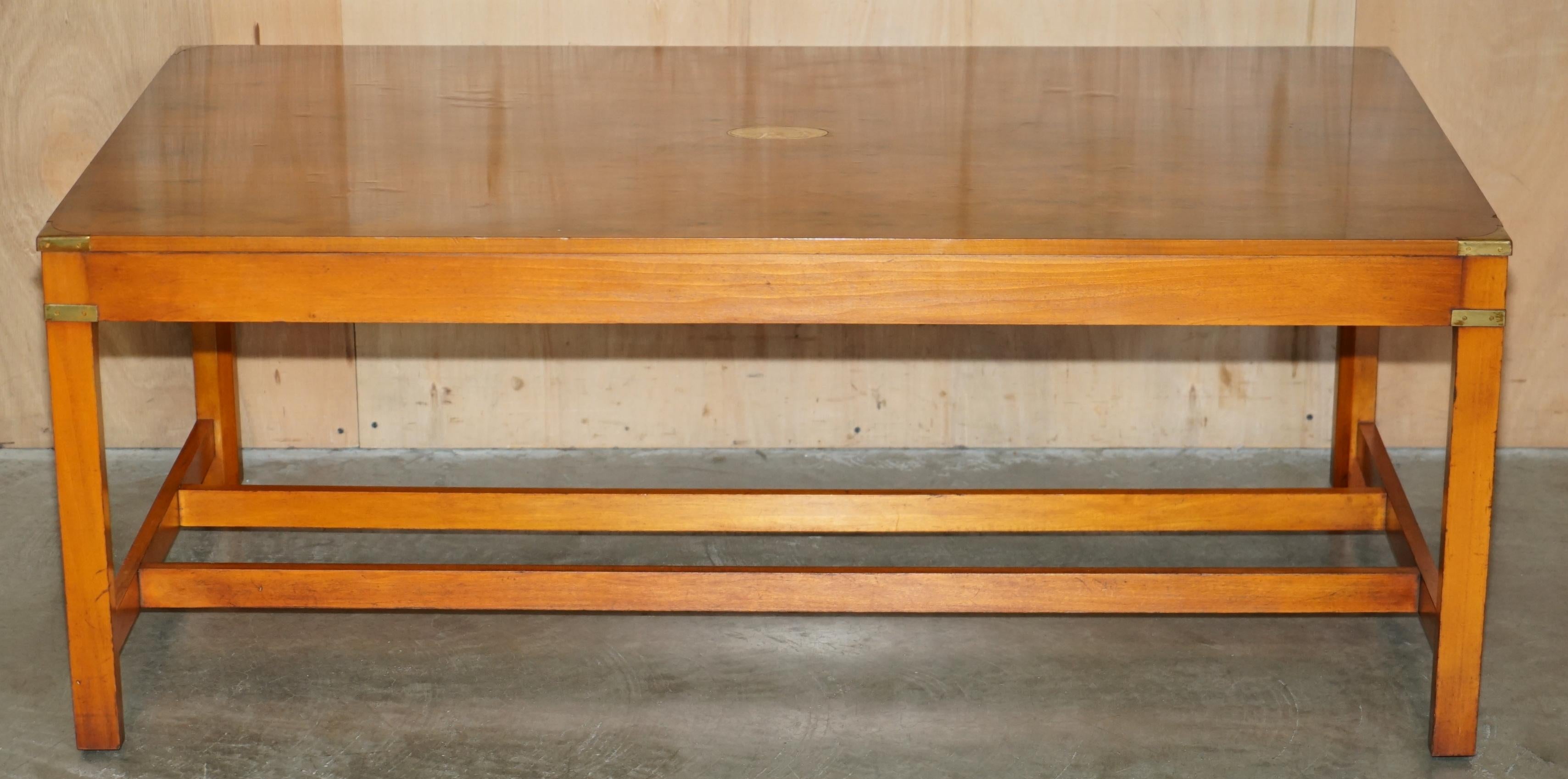 TAVOLO DA CAFFE' IN POLIZZERIA FRANCESE COMPLETAMENTE RESTAURATO DI Harrods KENNEDY, CAMPAGNA MILITARE in vendita 6