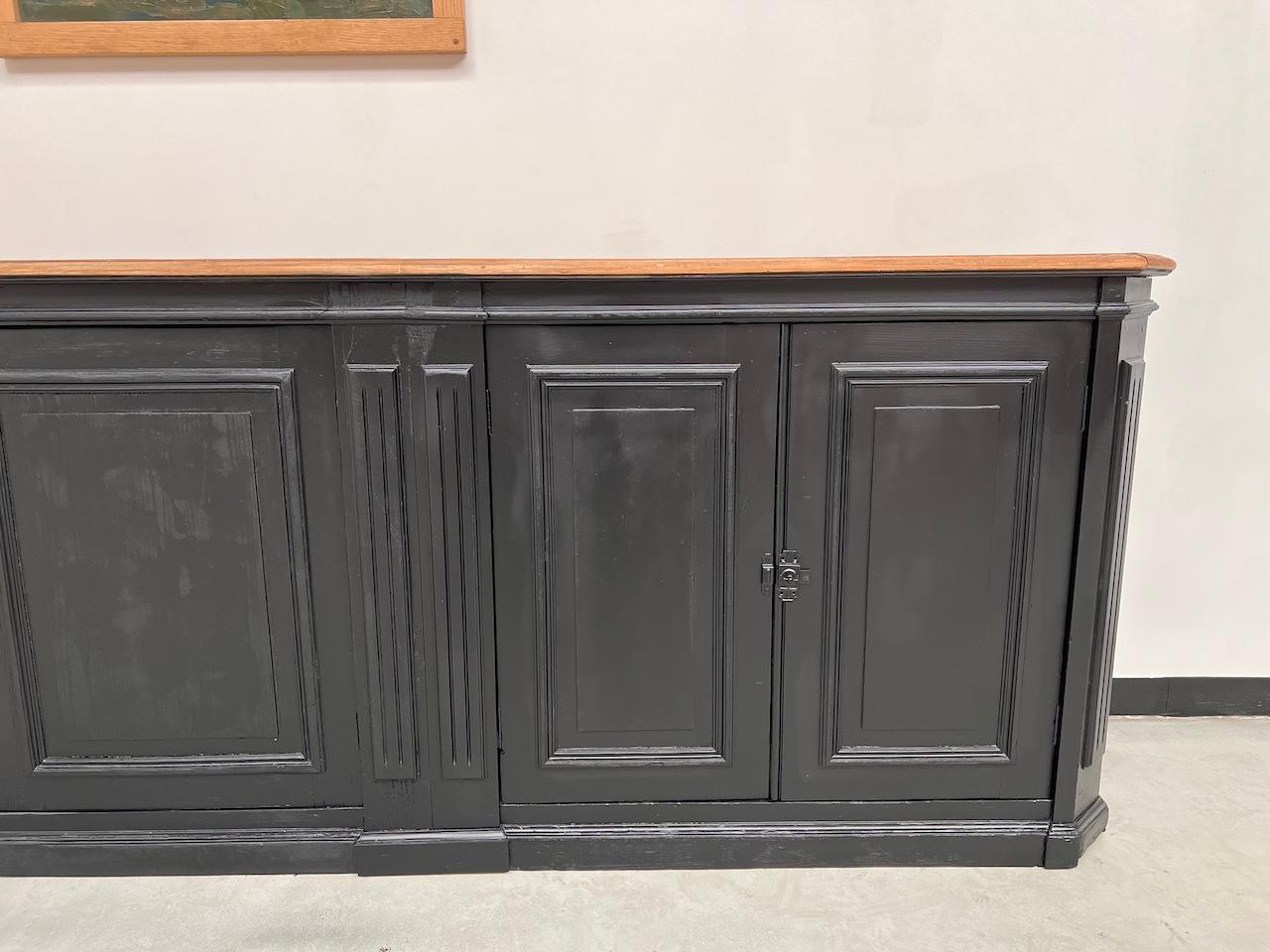 Fully restored french sideboard from the 1900s In Good Condition For Sale In LYON, FR