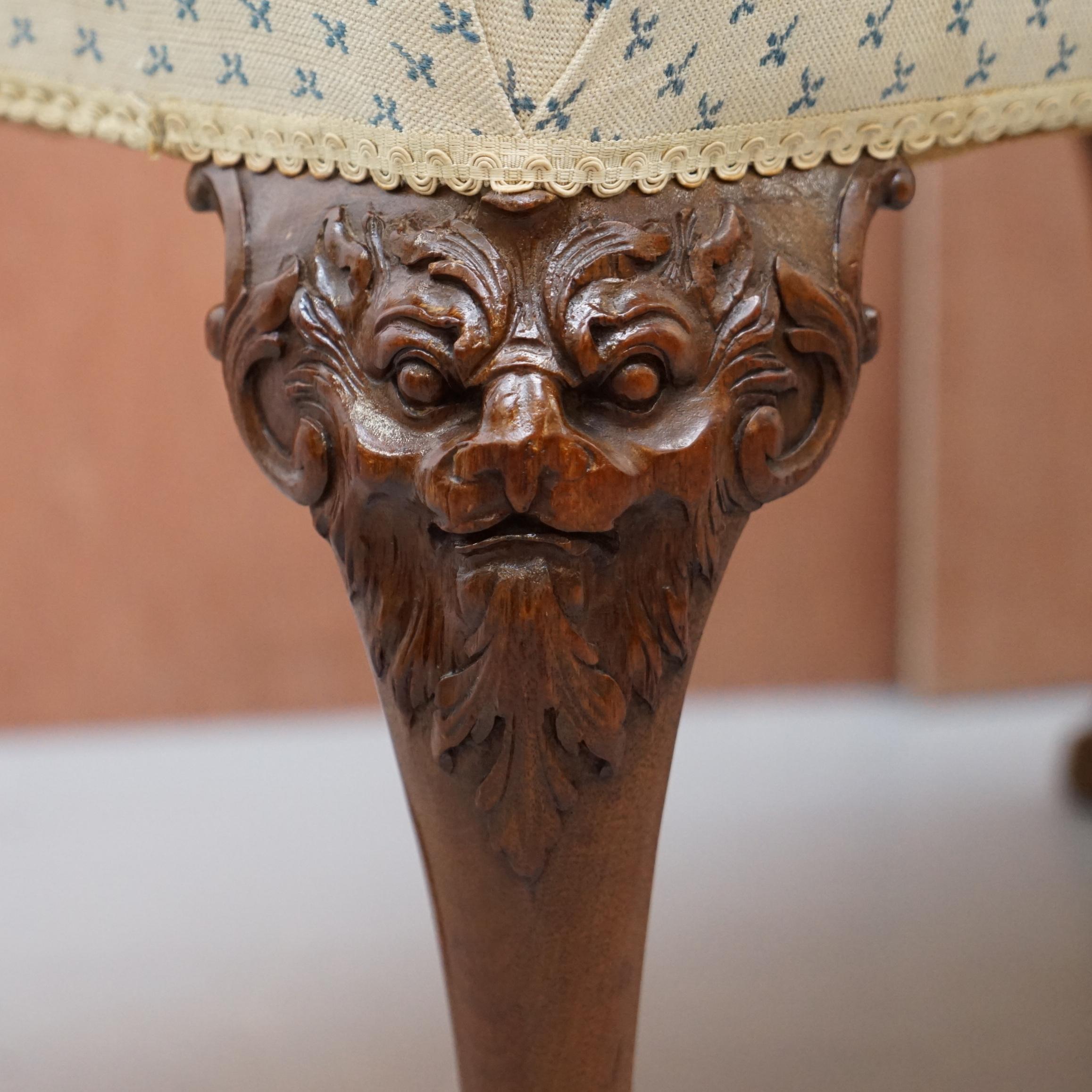 Hand-Crafted Fully Restored George III Style Hand Carved Bench Stool with Lion Hairy Paw Feet For Sale