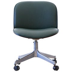 Chaise de bureau pivotante en skaï vert entièrement restaurée par Ico Parisi pour MIM Roma:: années 1950