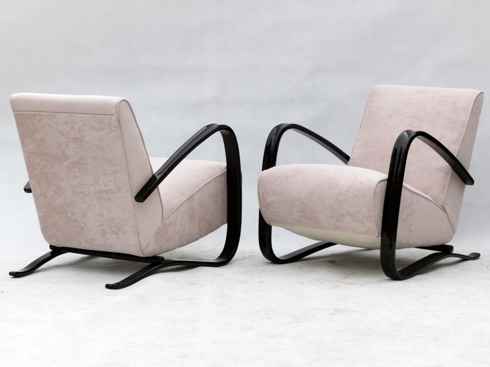 Czech Fully Restored H269 Lounge Chairs by Jindřich Halabala, 1930s