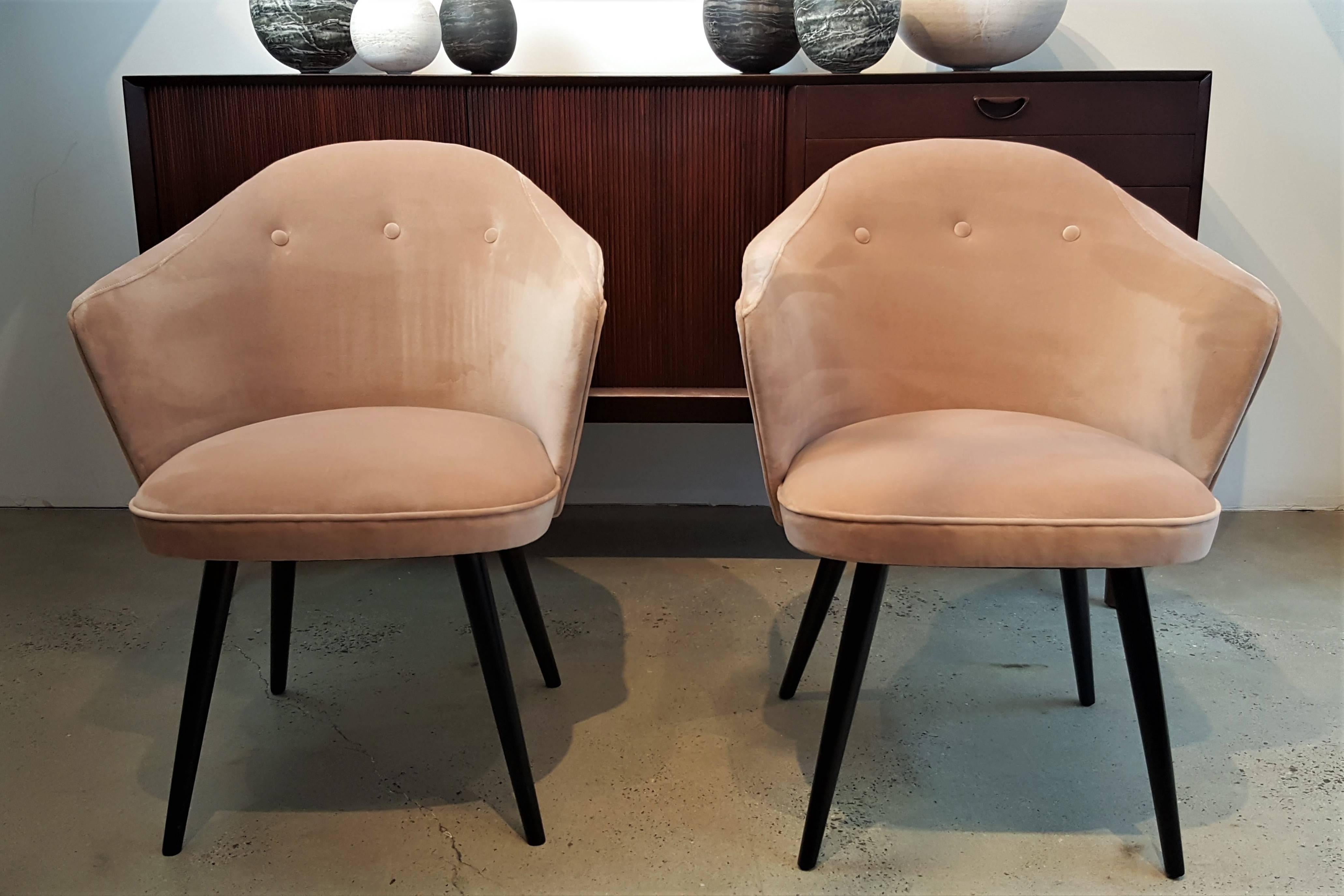 Pair of Fully Restored Highly Sculptural Italian Modern Chairs in Blush Velvet 2