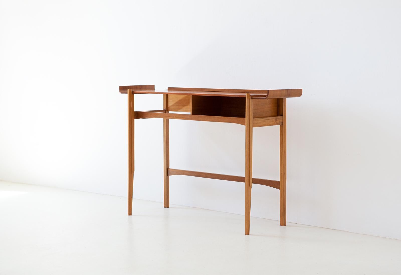 Fully Restored Italian Modern Teak Console, 1950s In Good Condition In Rome, IT