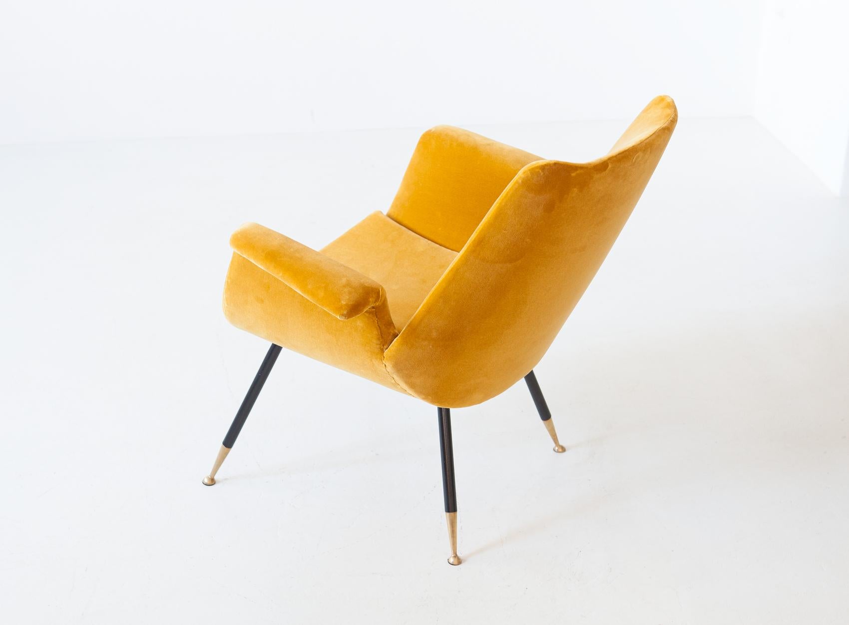 Mid-Century Modern Fully Restored Italian Senape Velvet Lounge Armchair by Gastone Rinaldi