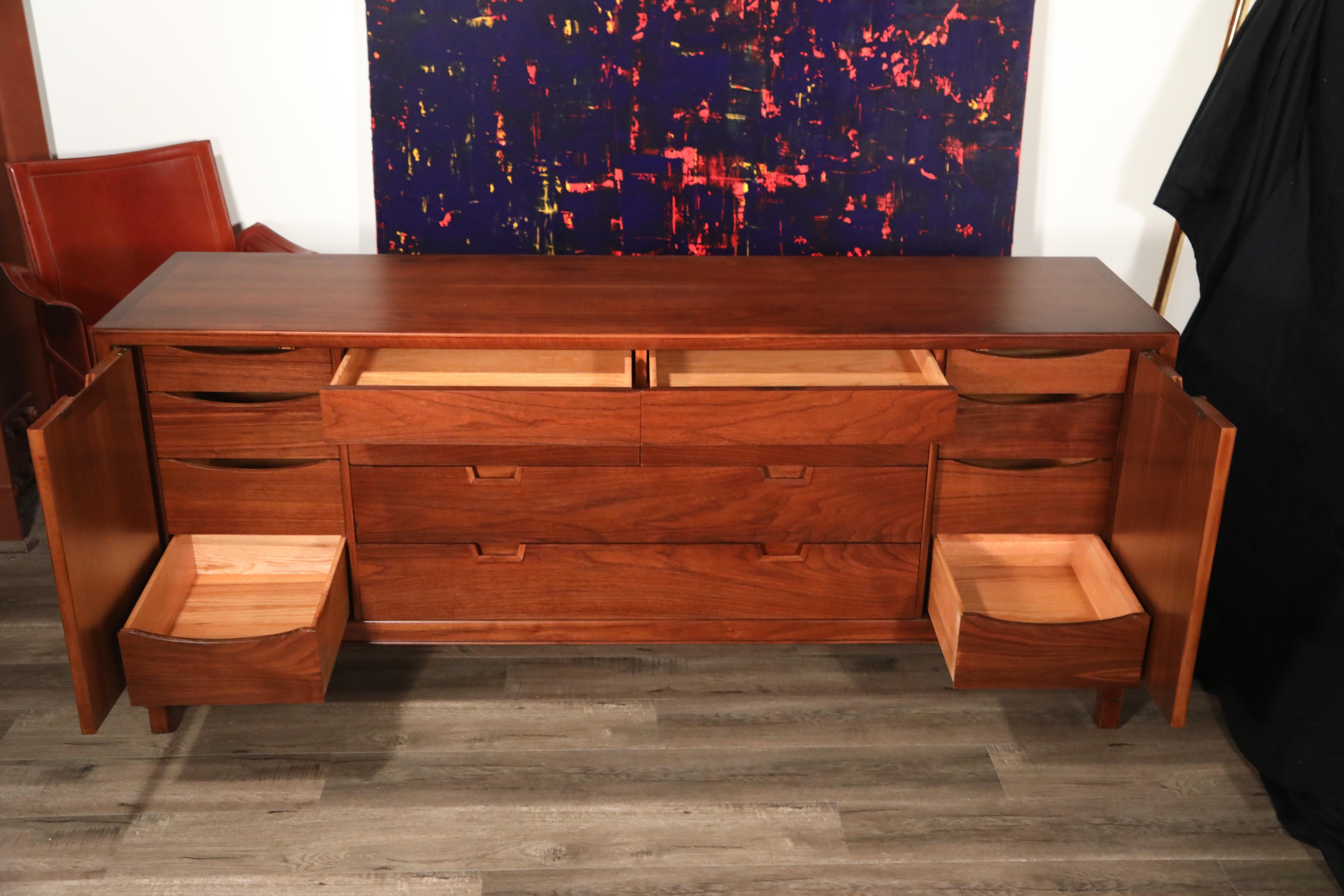 Mid-Century Modern Fully Restored John Stuart for Janus Collection Walnut Dresser, Signed