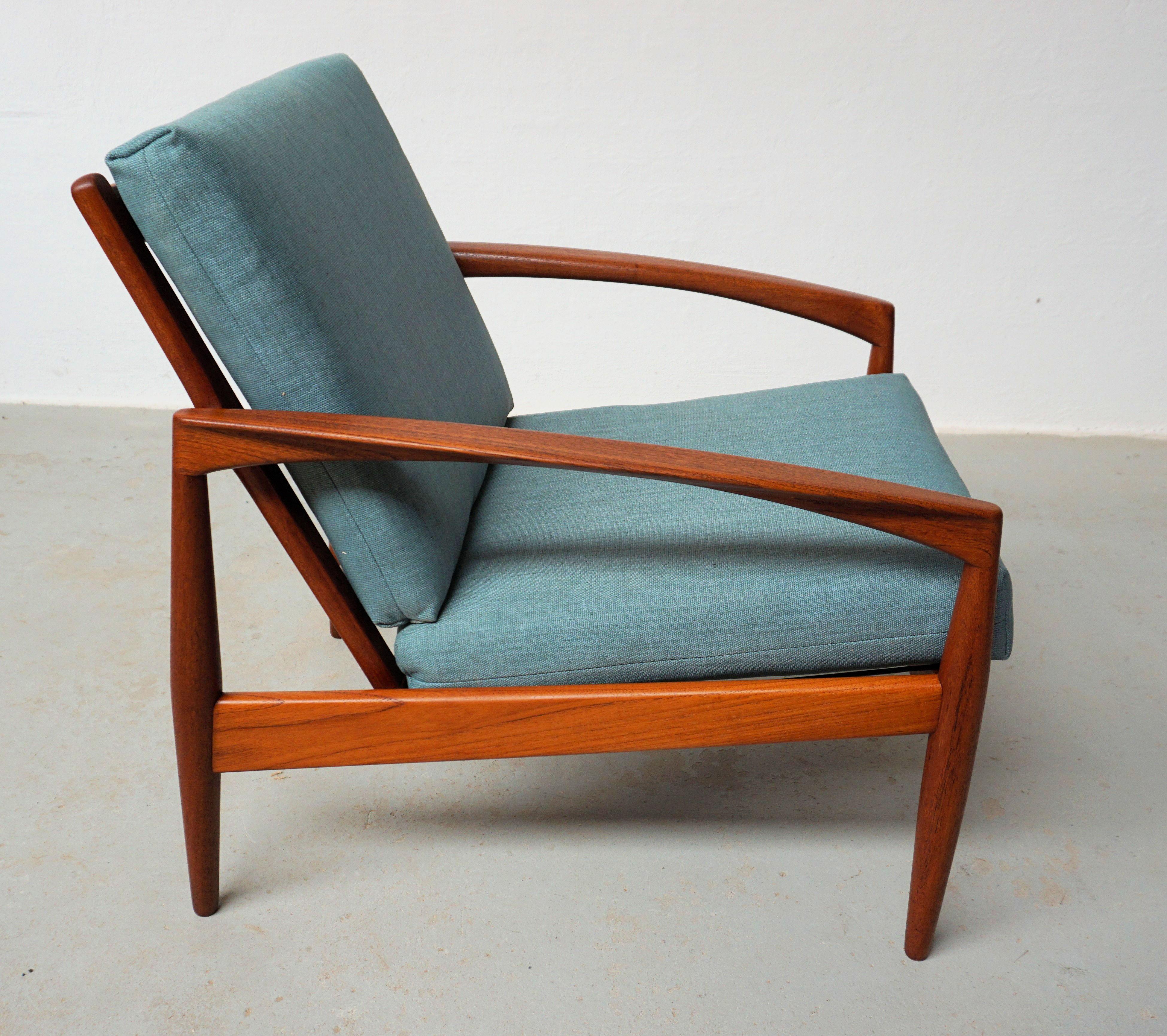 Sedia da salotto Kai Kristiansen in teak con coltelli di carta completamente restaurata e personalizzabile in vendita 2