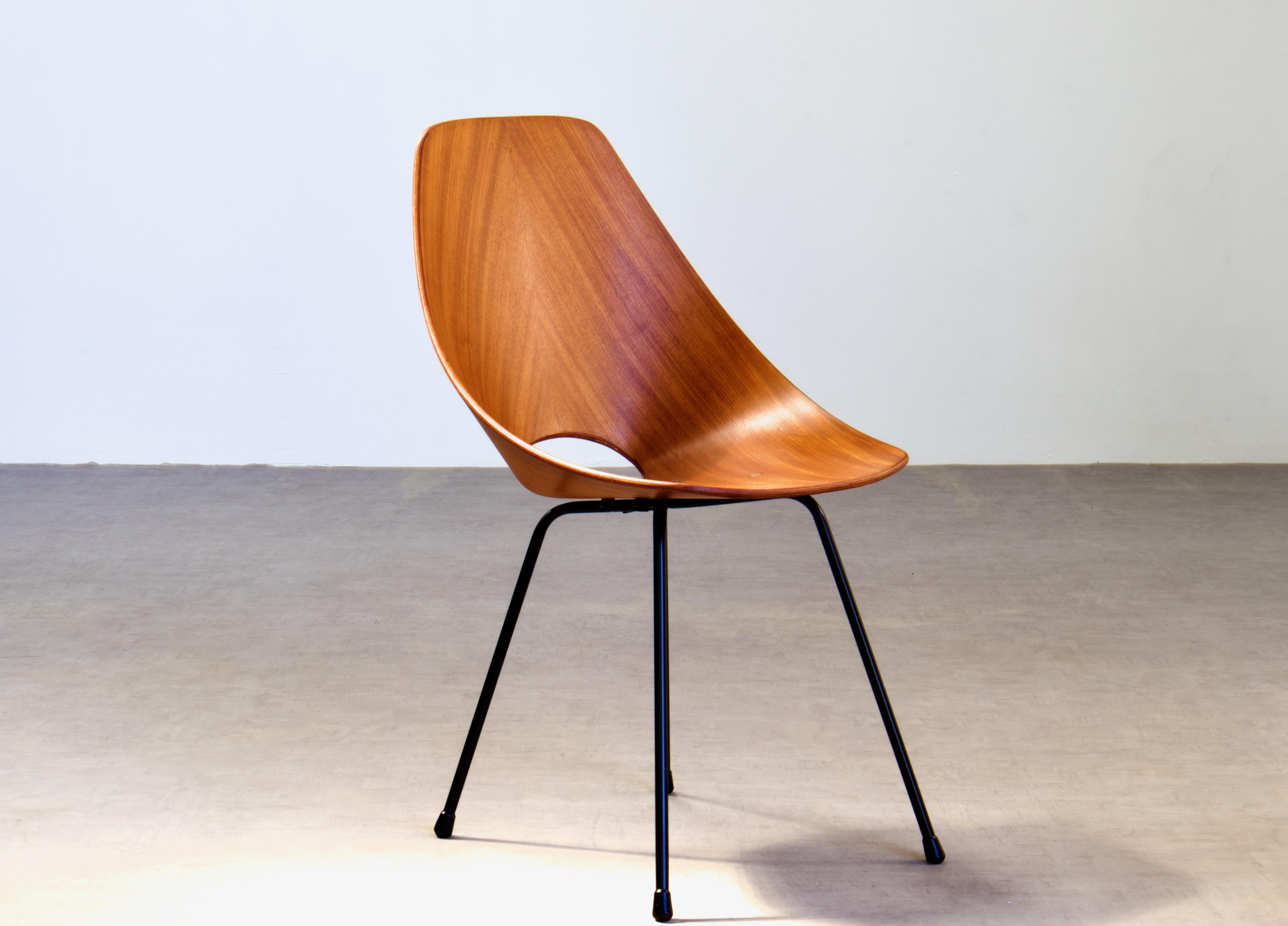 Italian Fully Restored Medea Side Chair in Medium Exotic Hardwood, Nobili, 1955 Italy For Sale