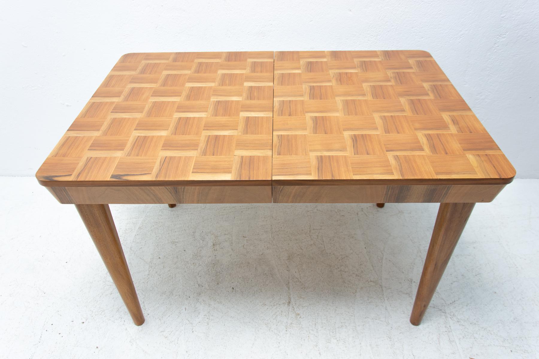 Wood Fully Restored Midcentury Adjustable Dining Table with a Chess Pattern by Jindř