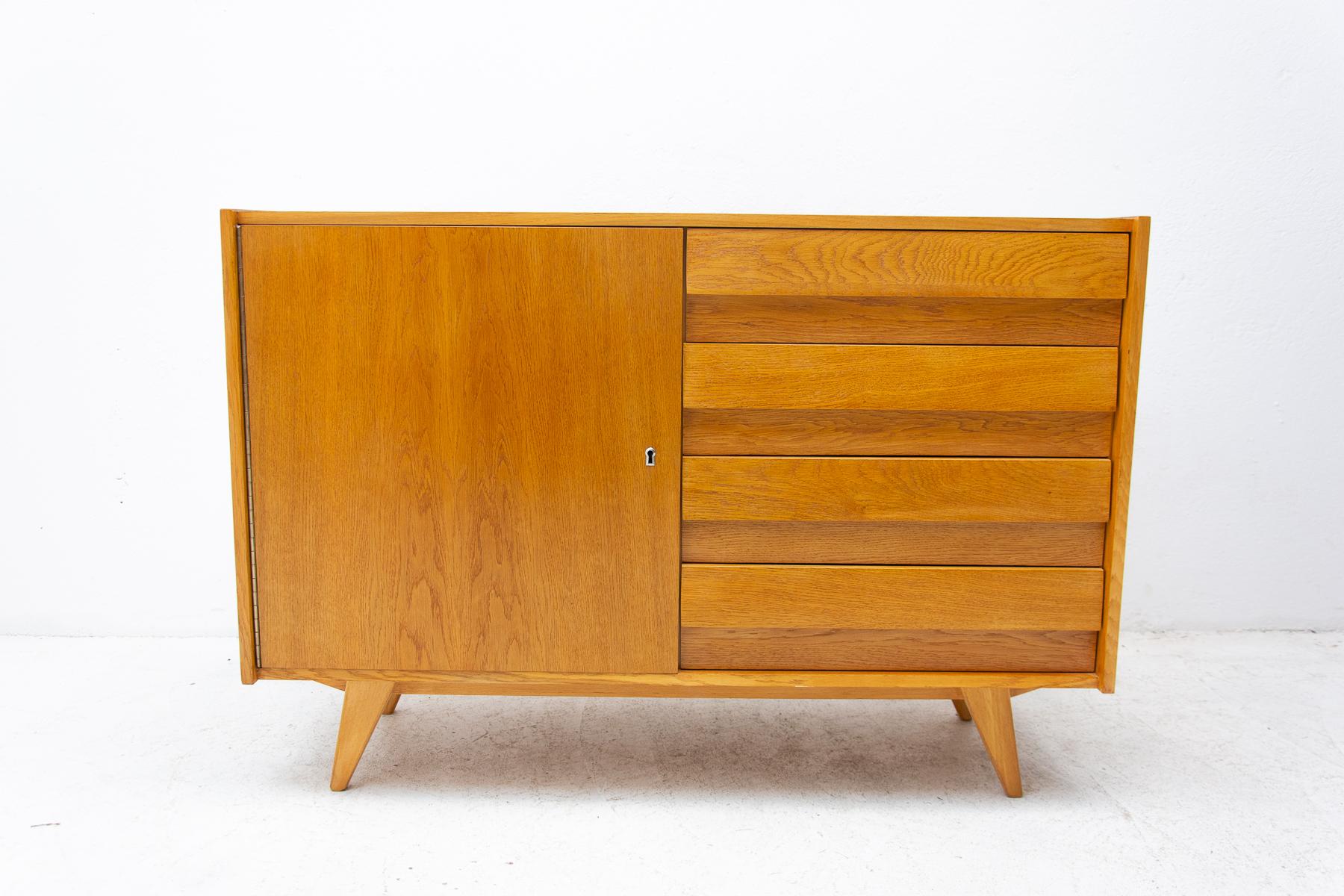 Mid-century chest of drawers, model no. U-458, designed by Jiri Jiroutek. It was made in the 1960´s and produced by “Interier Praha”. This model associated with world-renowned EXPO 58-“Brussels period”. It features Beech wood, plywood, veneered