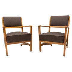  vollständig restaurierte Sessel im skandinavischen Stil der Mitte des Jahrhunderts
