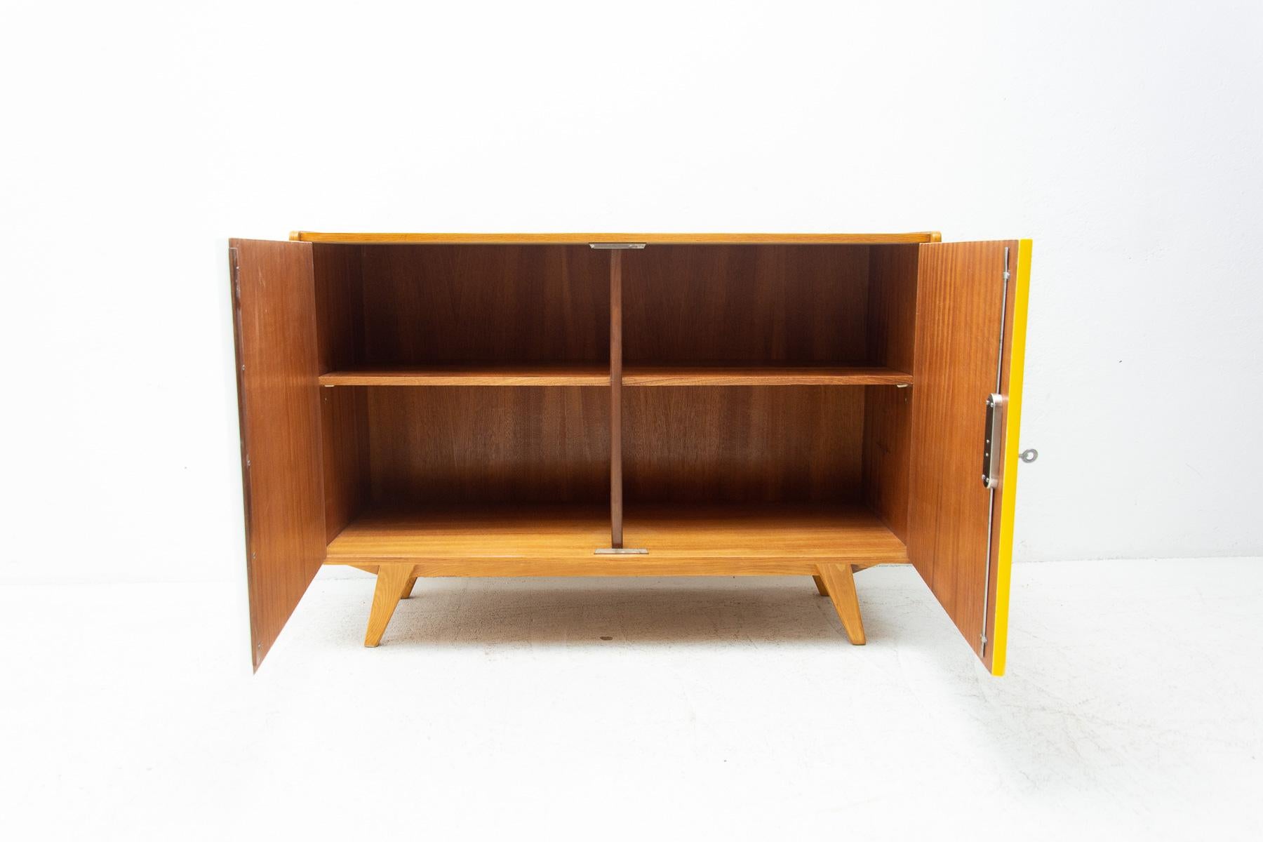 20th Century Fully Restored Mid Century Sideboard U-450 by Jiří Jiroutek, 1960's, Czech For Sale