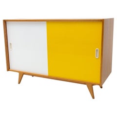 Vollständig restauriertes Sideboard U-452 von Jiří Jiroutek aus der Mitte des Jahrhunderts, 1960er Jahre, Tschechoslowakei