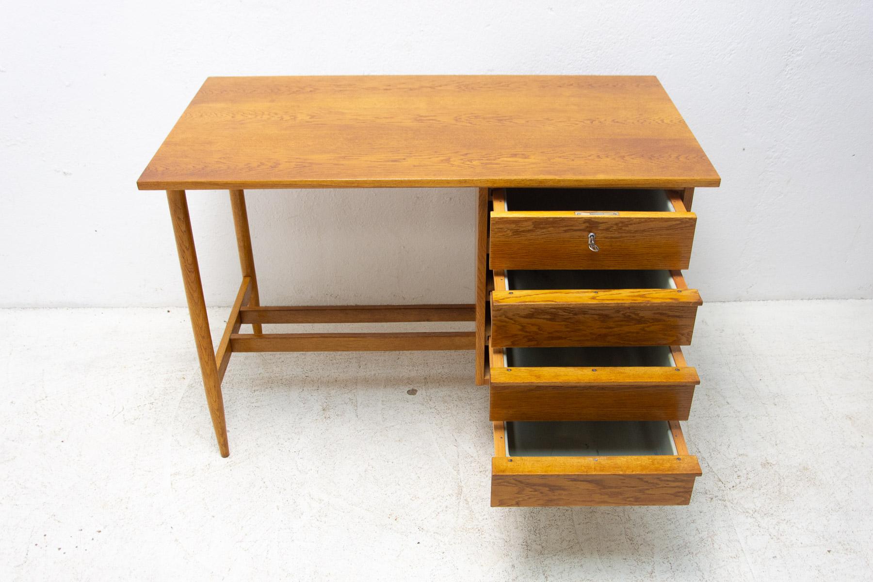 Fully restored midcentury writing Desk, 1960's, Czechoslovakia For Sale 5