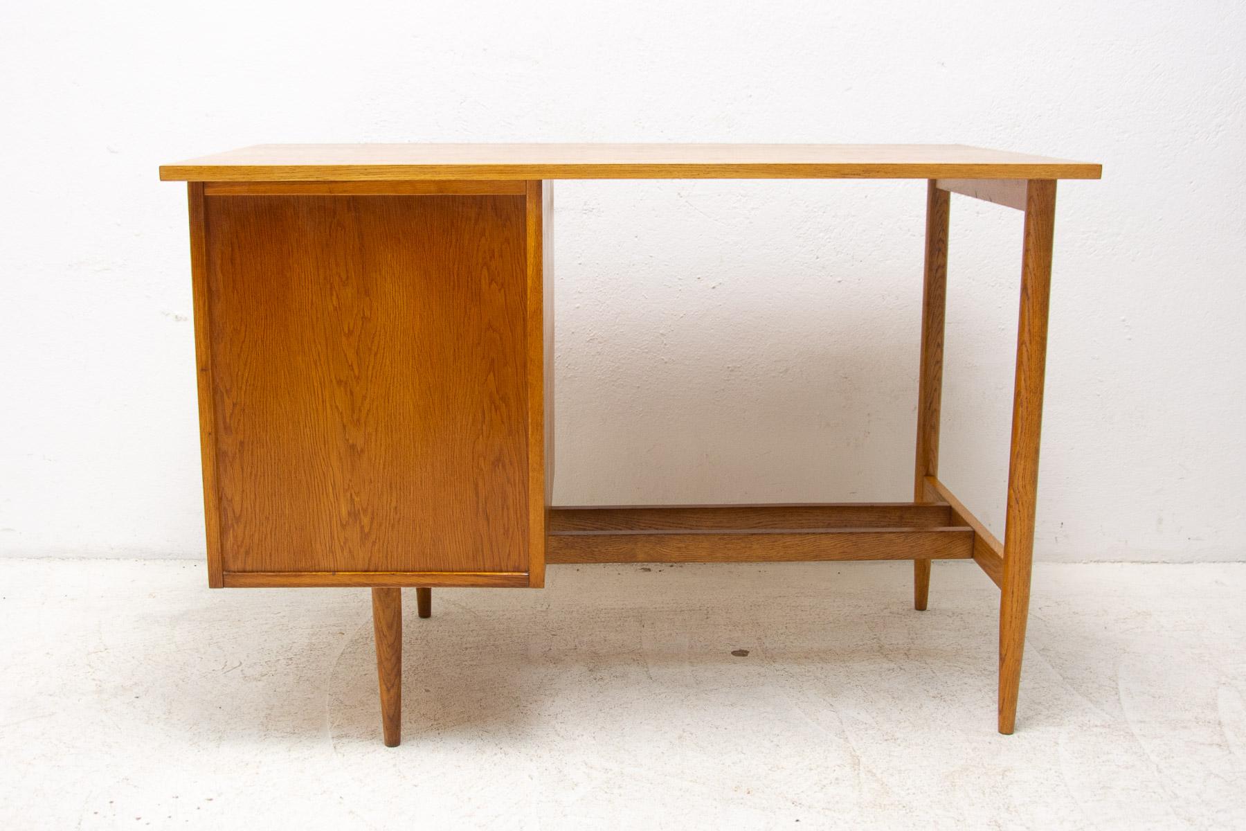 Fully restored midcentury writing Desk, 1960's, Czechoslovakia For Sale 13
