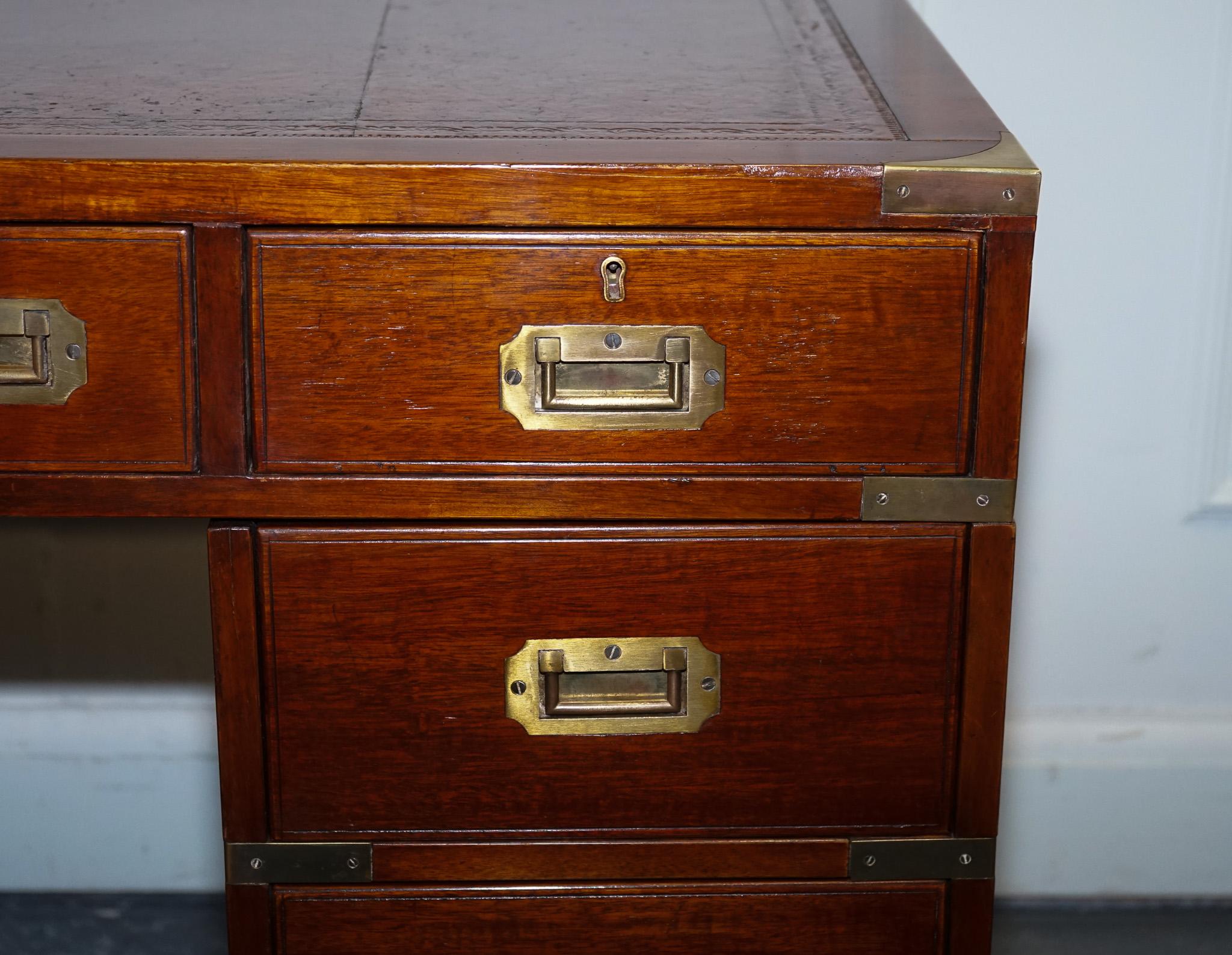 Leather FULLY RESTORED MILITARY CAMPAIGN TWiN PEDESTAL DESK BROWN LEATHER TOP For Sale