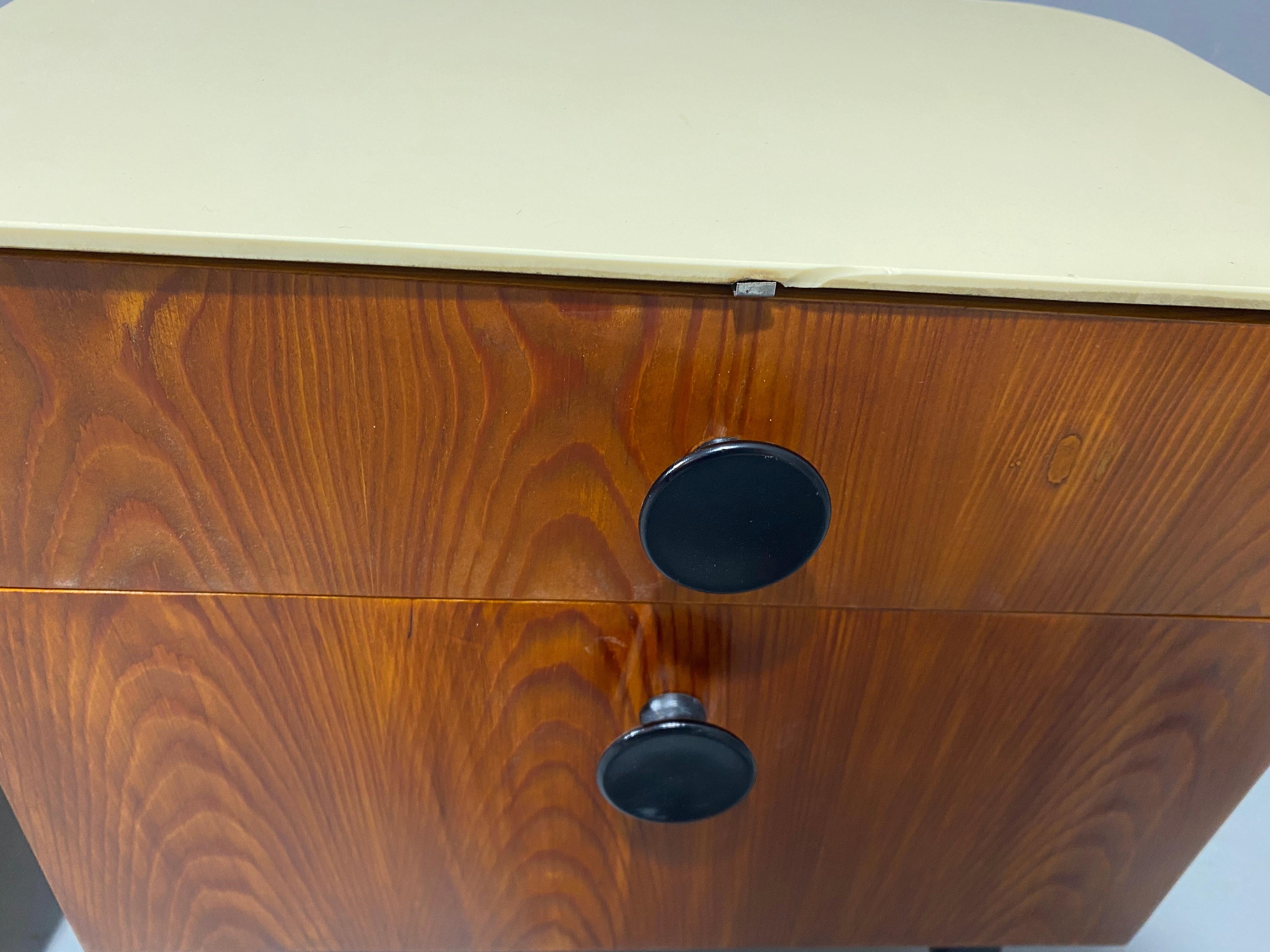 Fully restored night stands by Jindřich Halabala for ÚP Závody, 1950´s, Czech. For Sale 9
