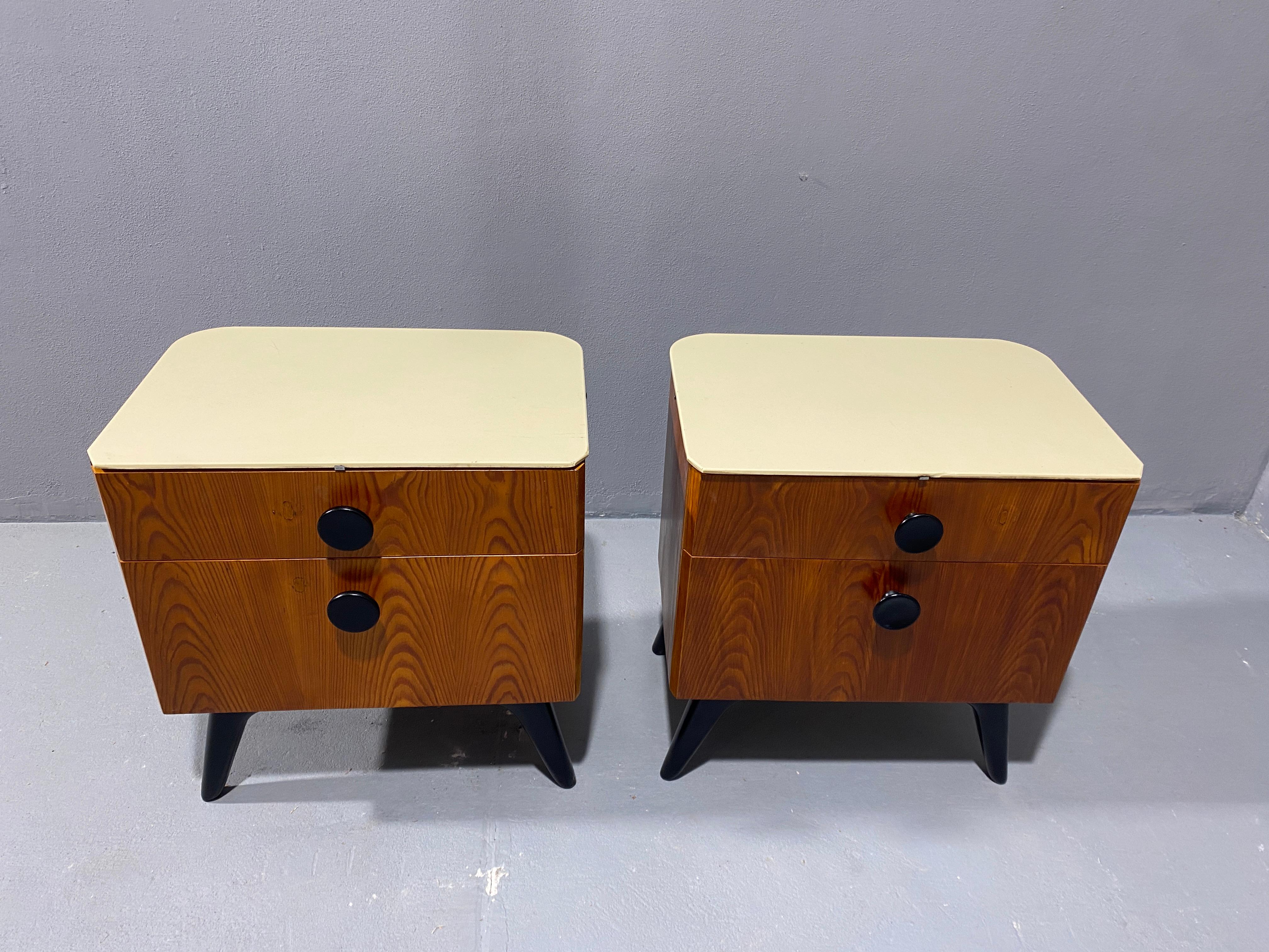 20th Century Fully restored night stands by Jindřich Halabala for ÚP Závody, 1950´s, Czech. For Sale