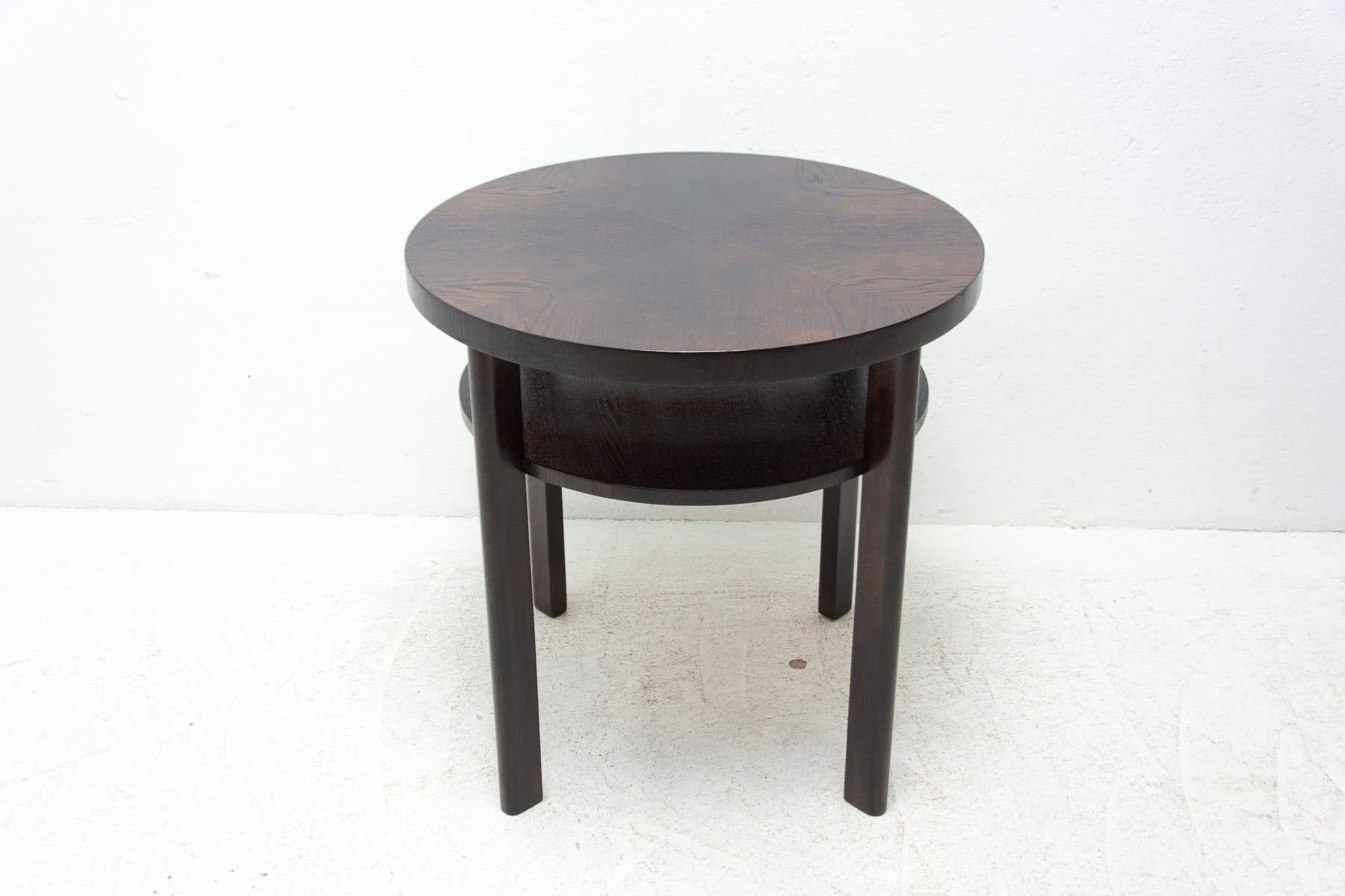 Fully Restored Oak Coffee Table, 1950´S, Czechoslovakia For Sale 7