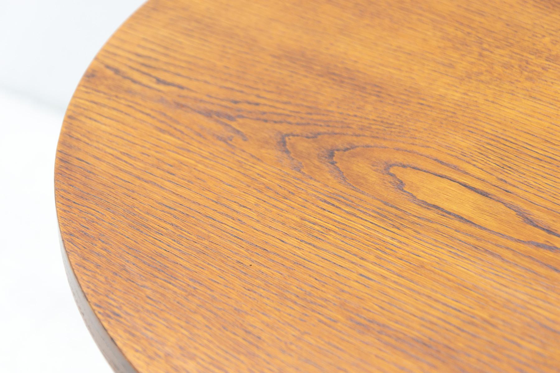Fully Restored Oak Coffee Table, Czechoslovakia, 1960´s For Sale 3