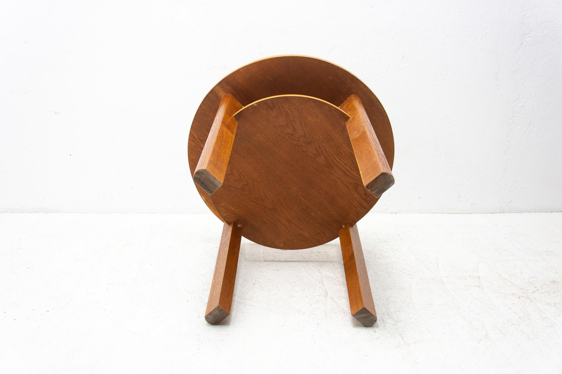 Fully Restored Oak Wood Coffee Table, 1950s, Czechoslovakia For Sale 9