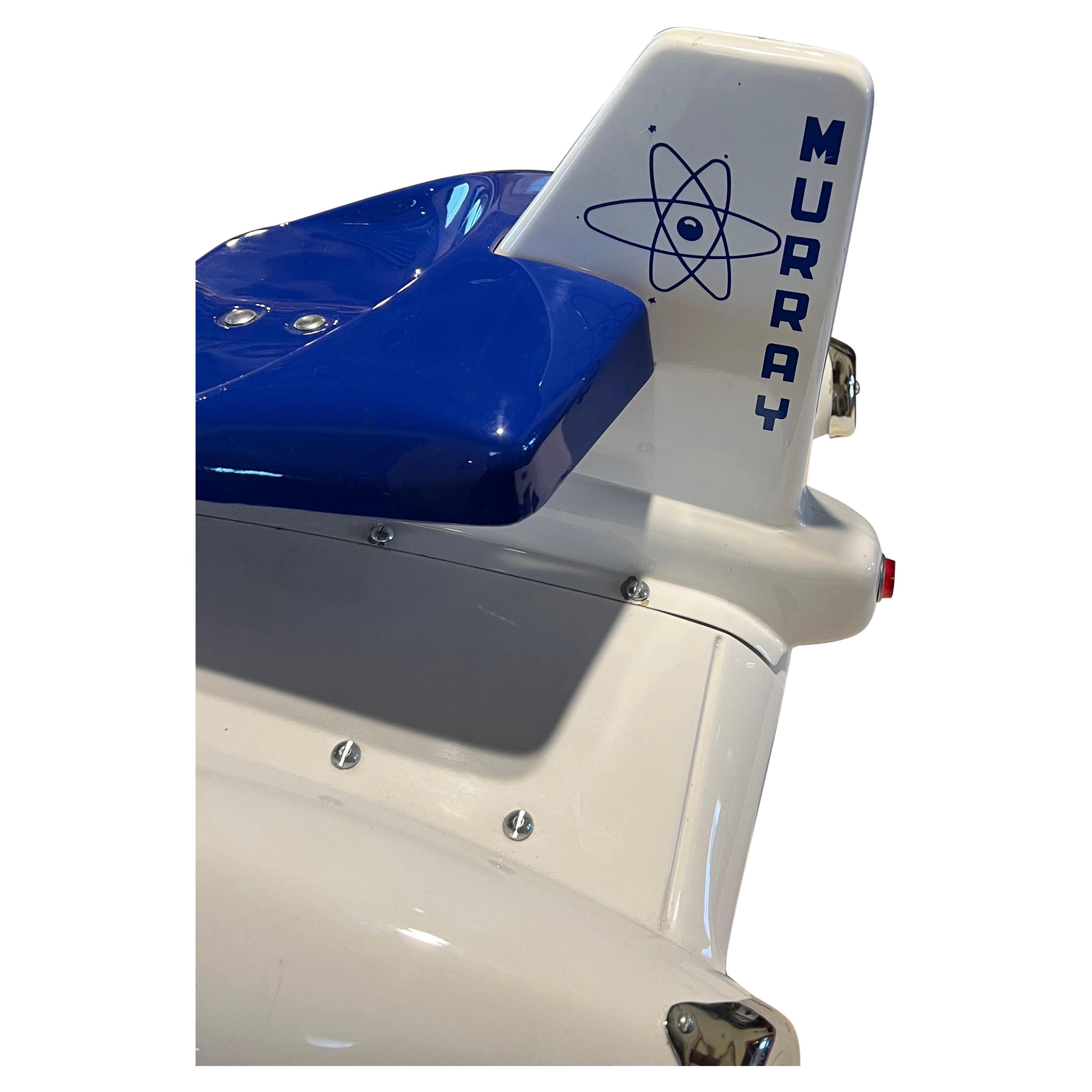 Américain Voiture à pédales Murray Atomic Missile entièrement restaurée Circa 1960 en vente