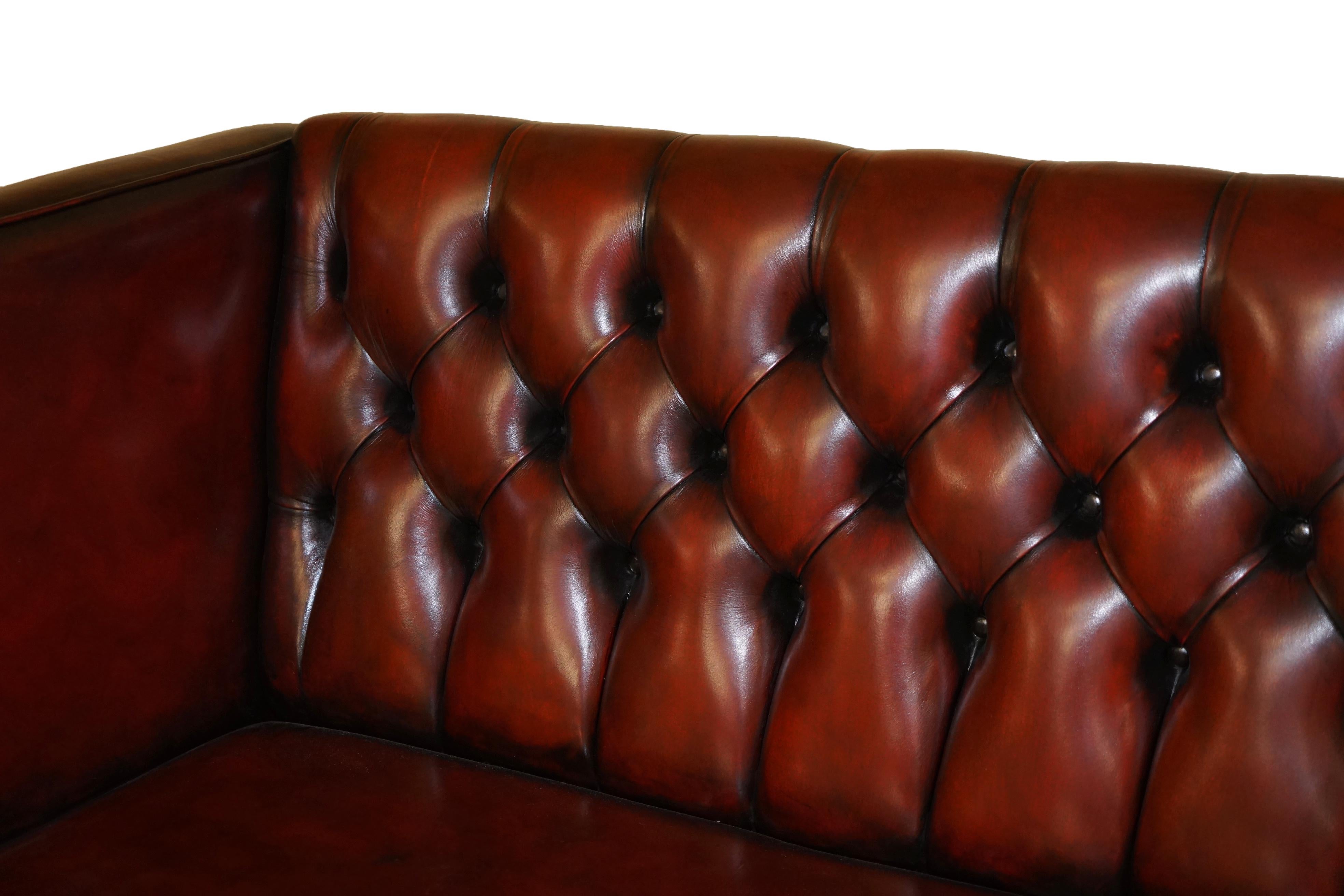 Fully Restored Pair of Huge 4-5 Seat Each Chesterfield Brown Leather Bench Sofas For Sale 3