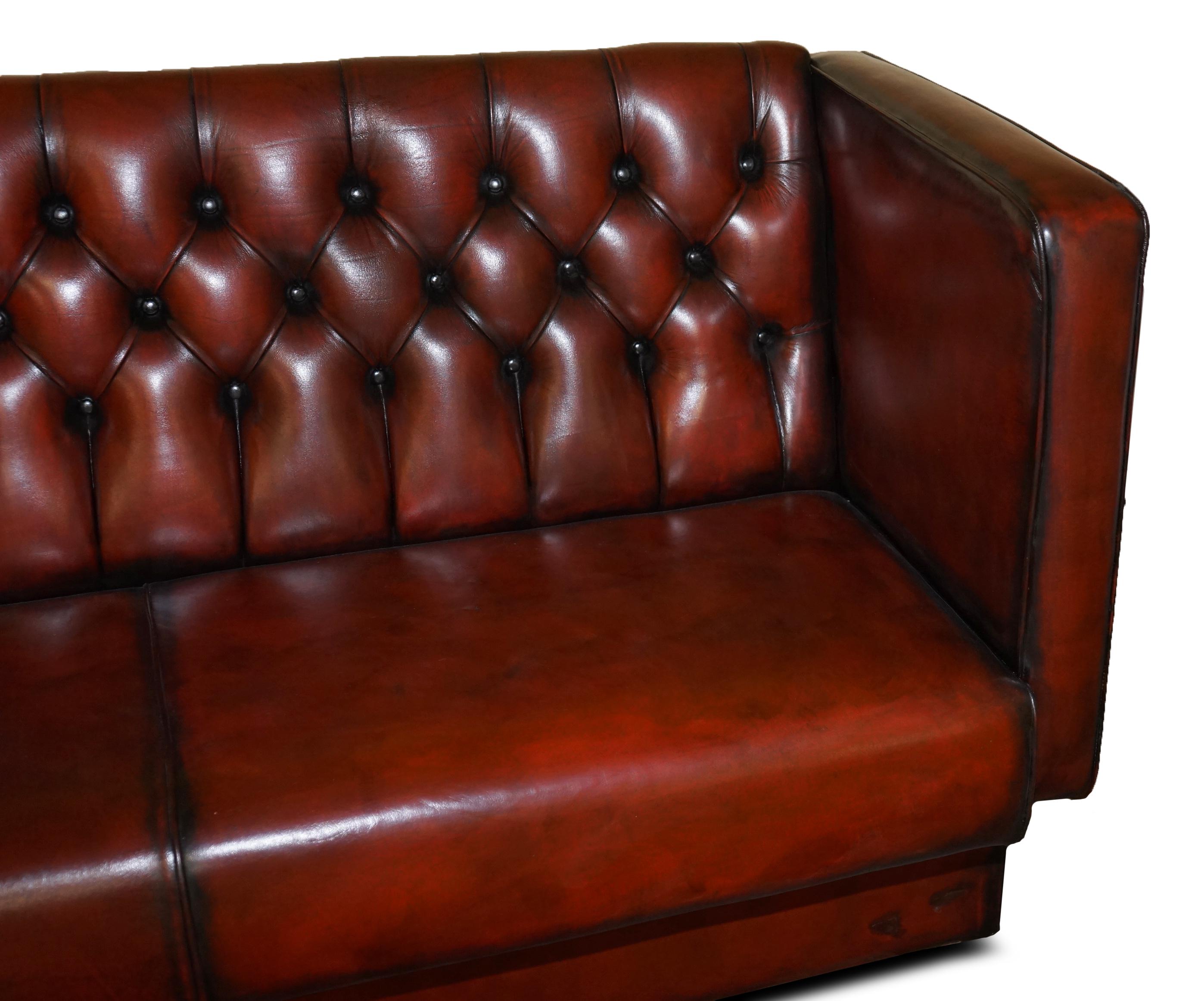 Fully Restored Pair of Huge 4-5 Seat Each Chesterfield Brown Leather Bench Sofas For Sale 1