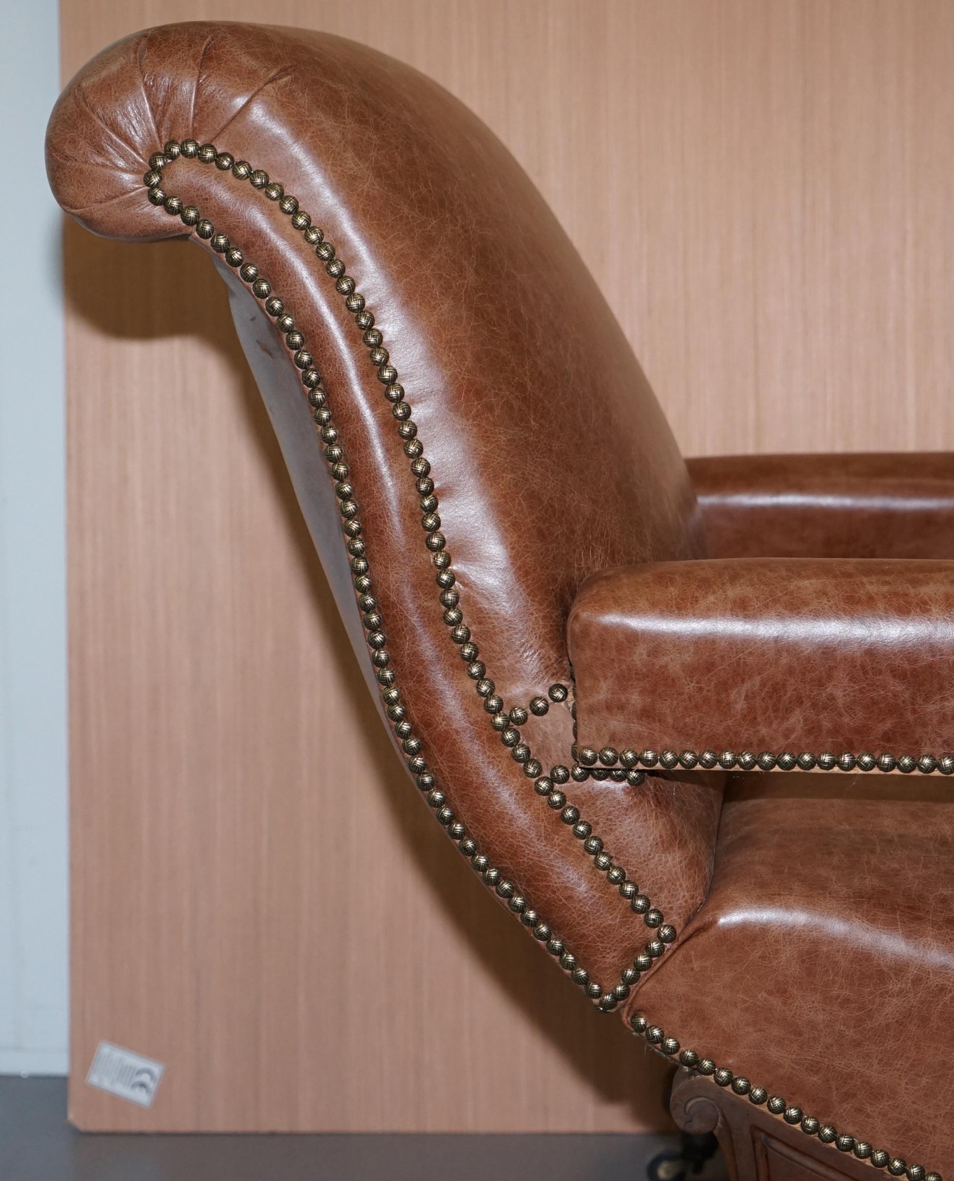 Chaise longue entièrement restaurée CIR 1860 Fauteuil Victorien en cuir brun en vente 5