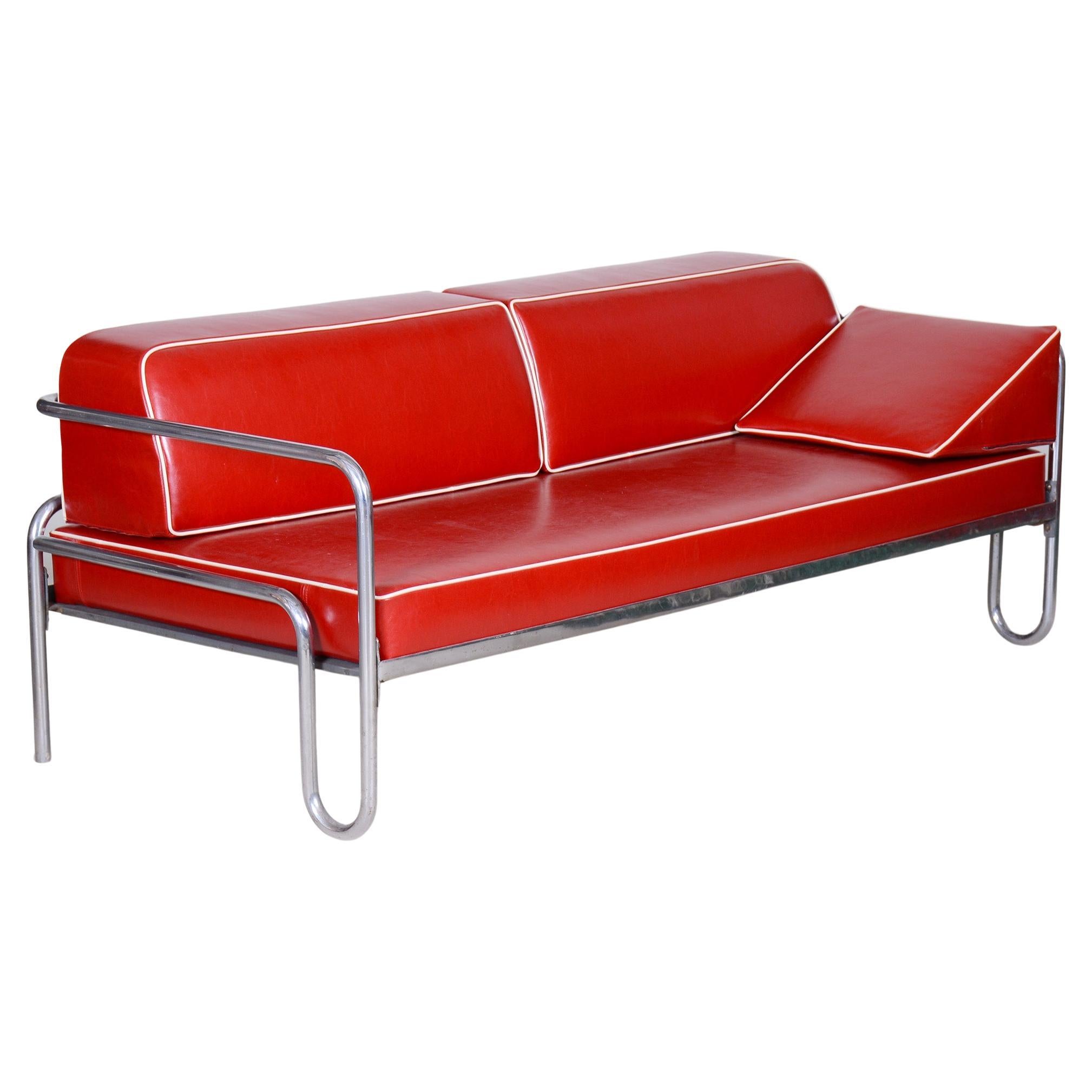 Vollständig restauriertes rotes Bauhaus-Sofa, hochwertiges Leder, Chromrotes Rohrrohr, 1930er Jahre