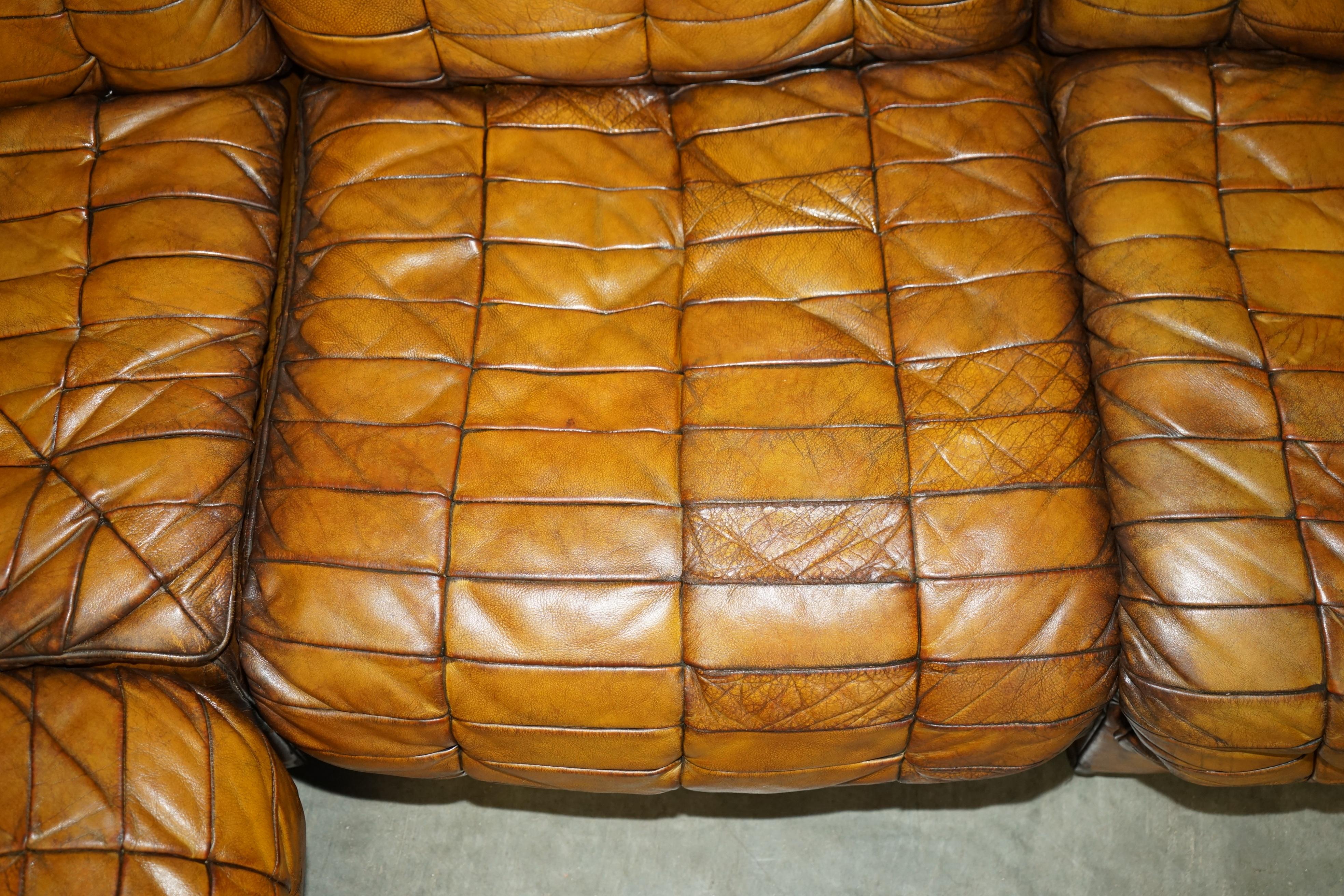 Milieu du XXe siècle SoFA modulaire rénovée, en cuir de daim marron, DS-11 en vente