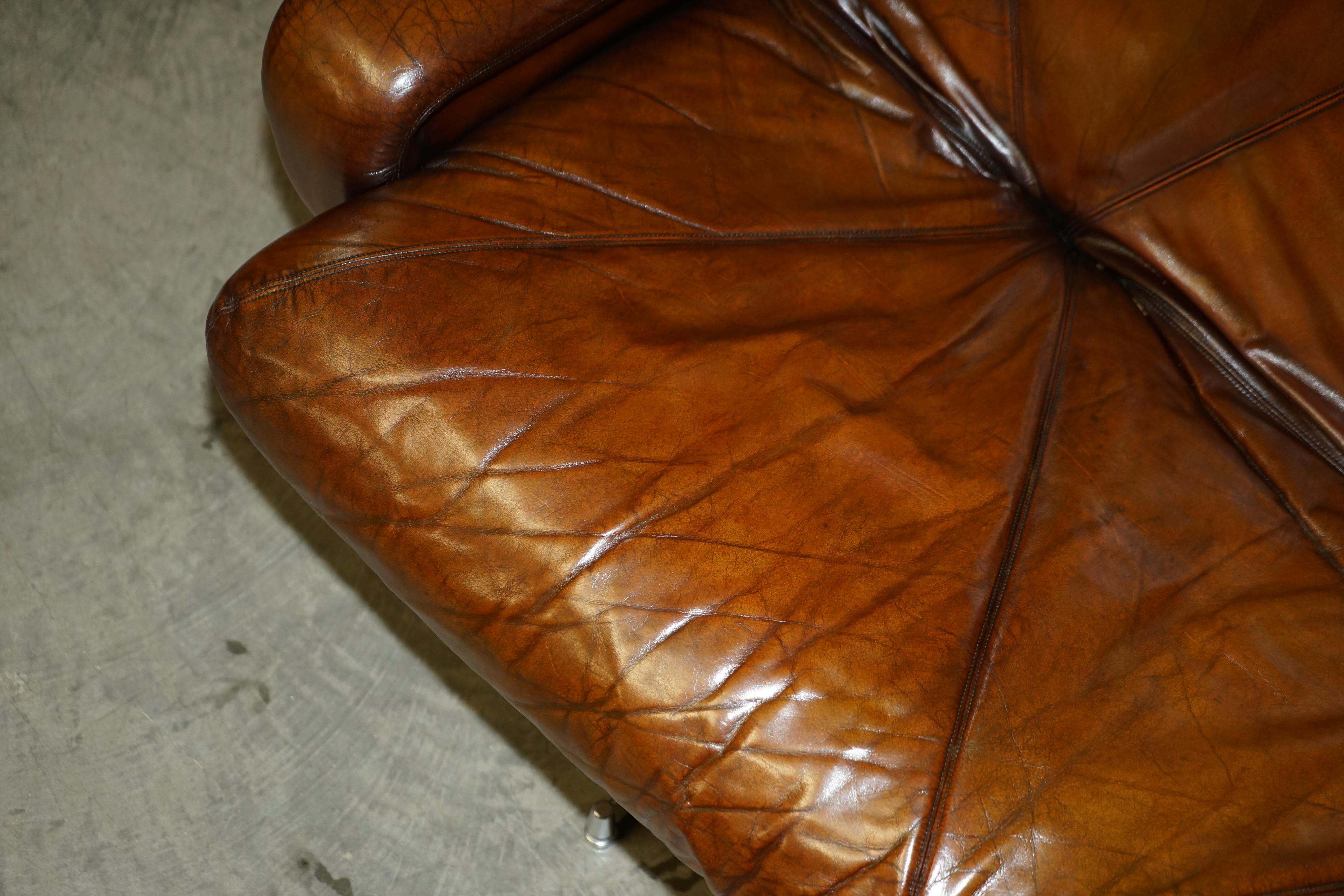 Fully Restored Vintage Mid-Century Modern Hand Dyed Brown Leather Stylish Sofa For Sale 9