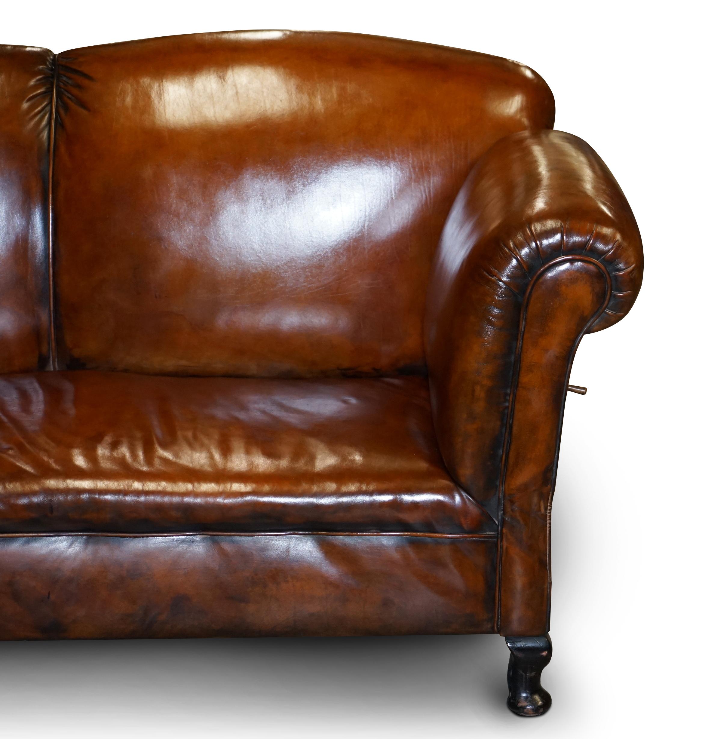 Fully Restored Whisky Brown Leather Drop Arm Chaise Lounge Sofa Horse Hair Fill For Sale 11
