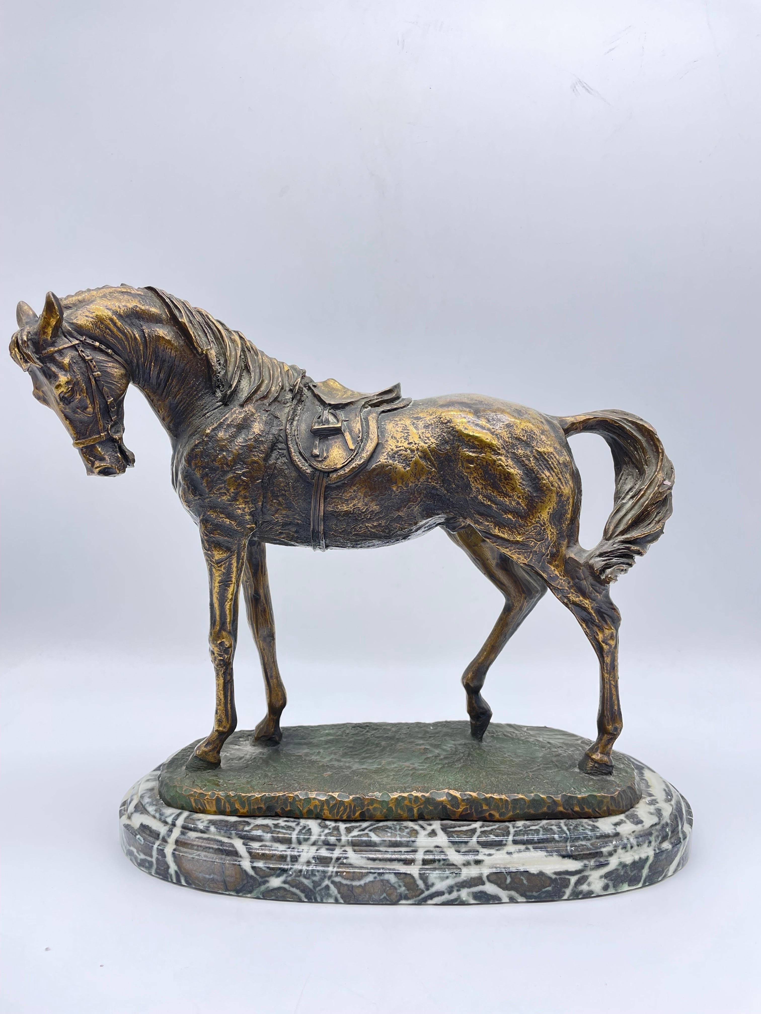 Fully Sculpted Horse Sculpture on Marble For Sale 4