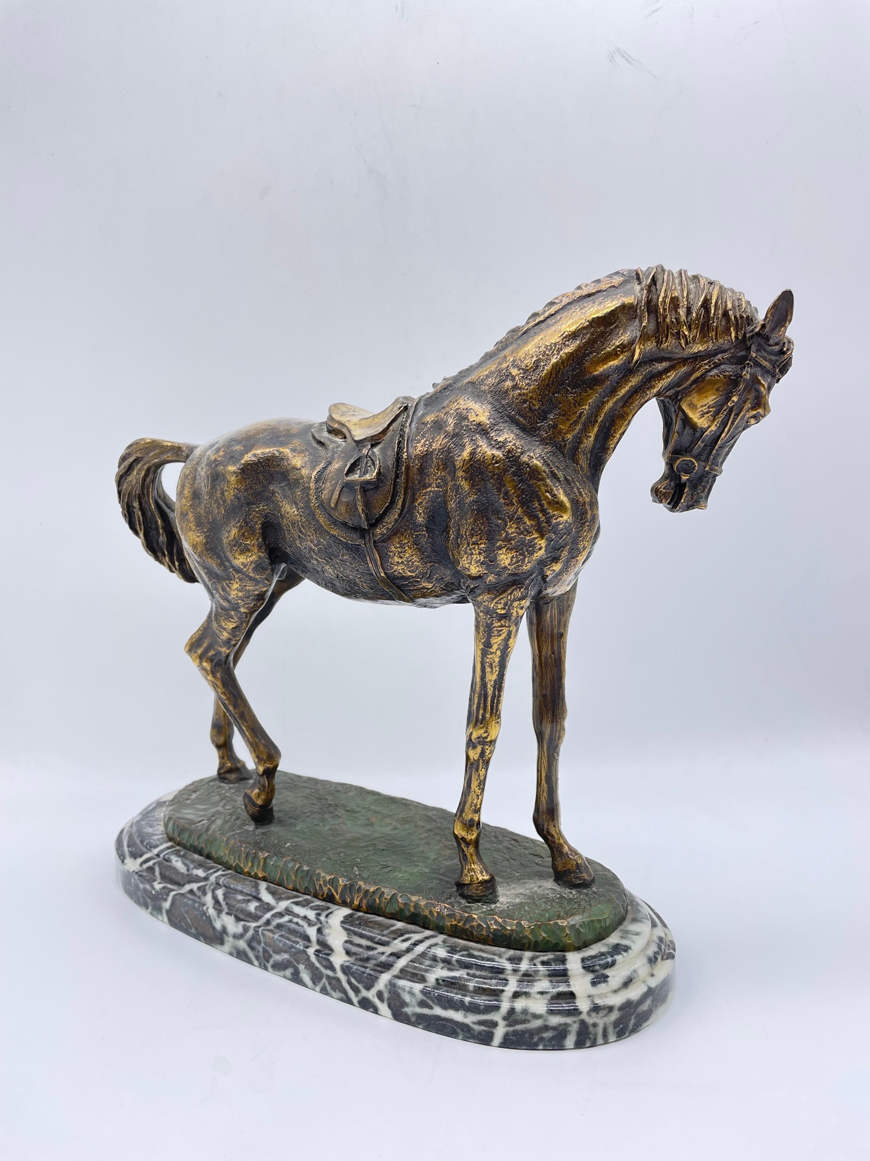 Fully Sculpted Horse Sculpture on Marble For Sale 2