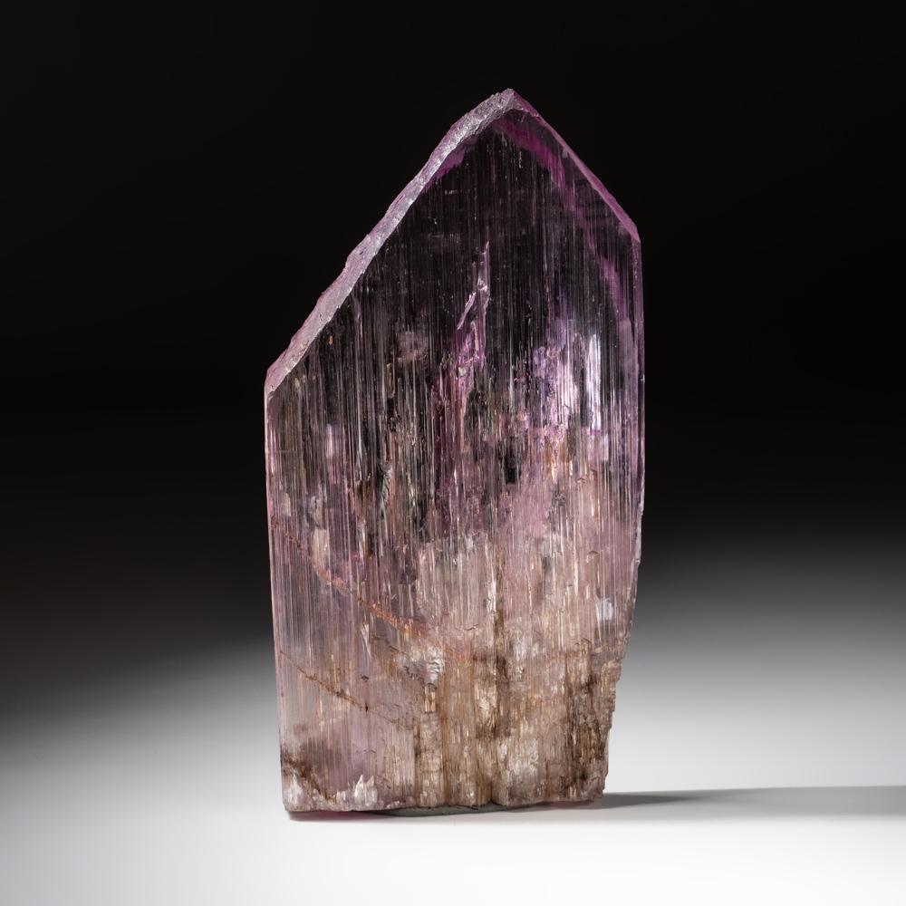 Fully Terminated Natural Gem Kunzite Crystal In Excellent Condition For Sale In New York, NY