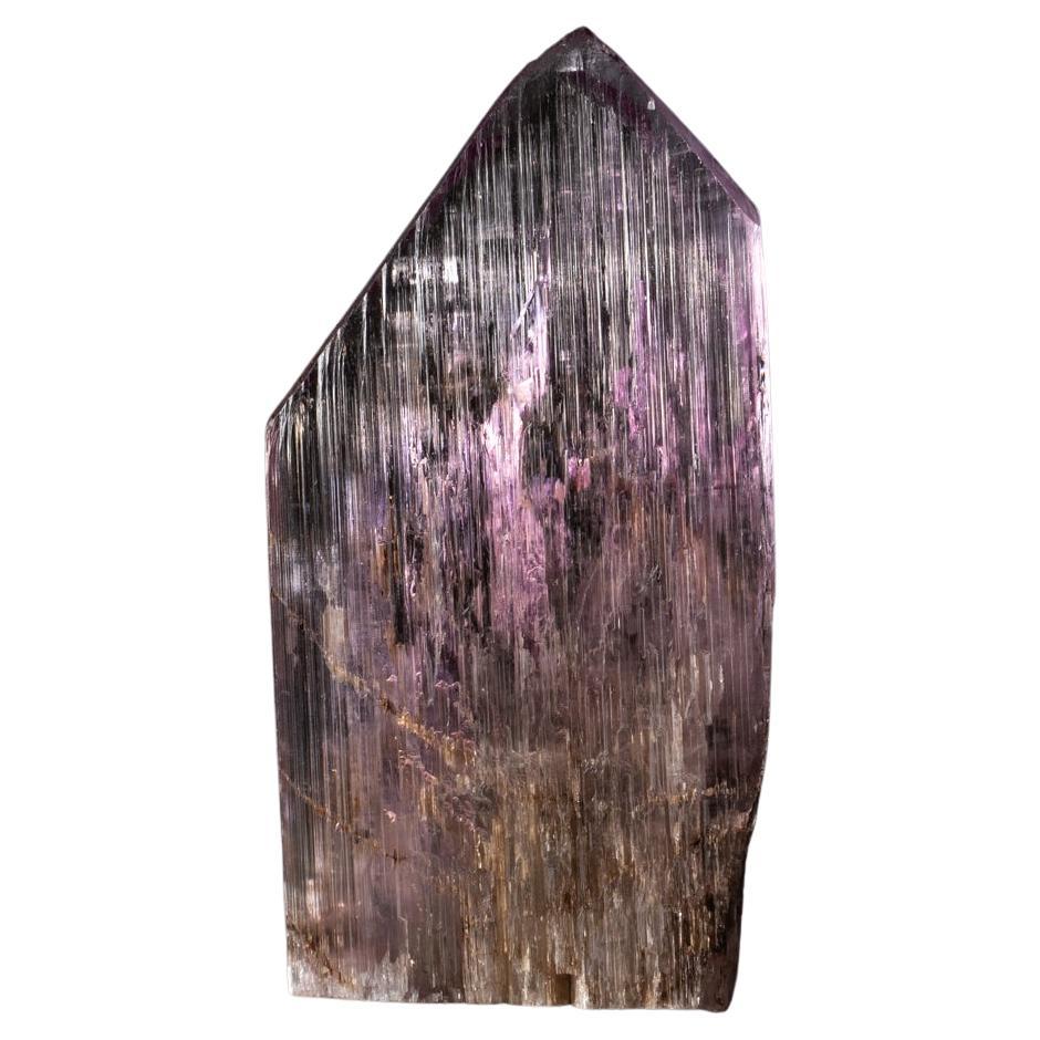 Cristal de kunzite, pierre naturelle entièrement terminée