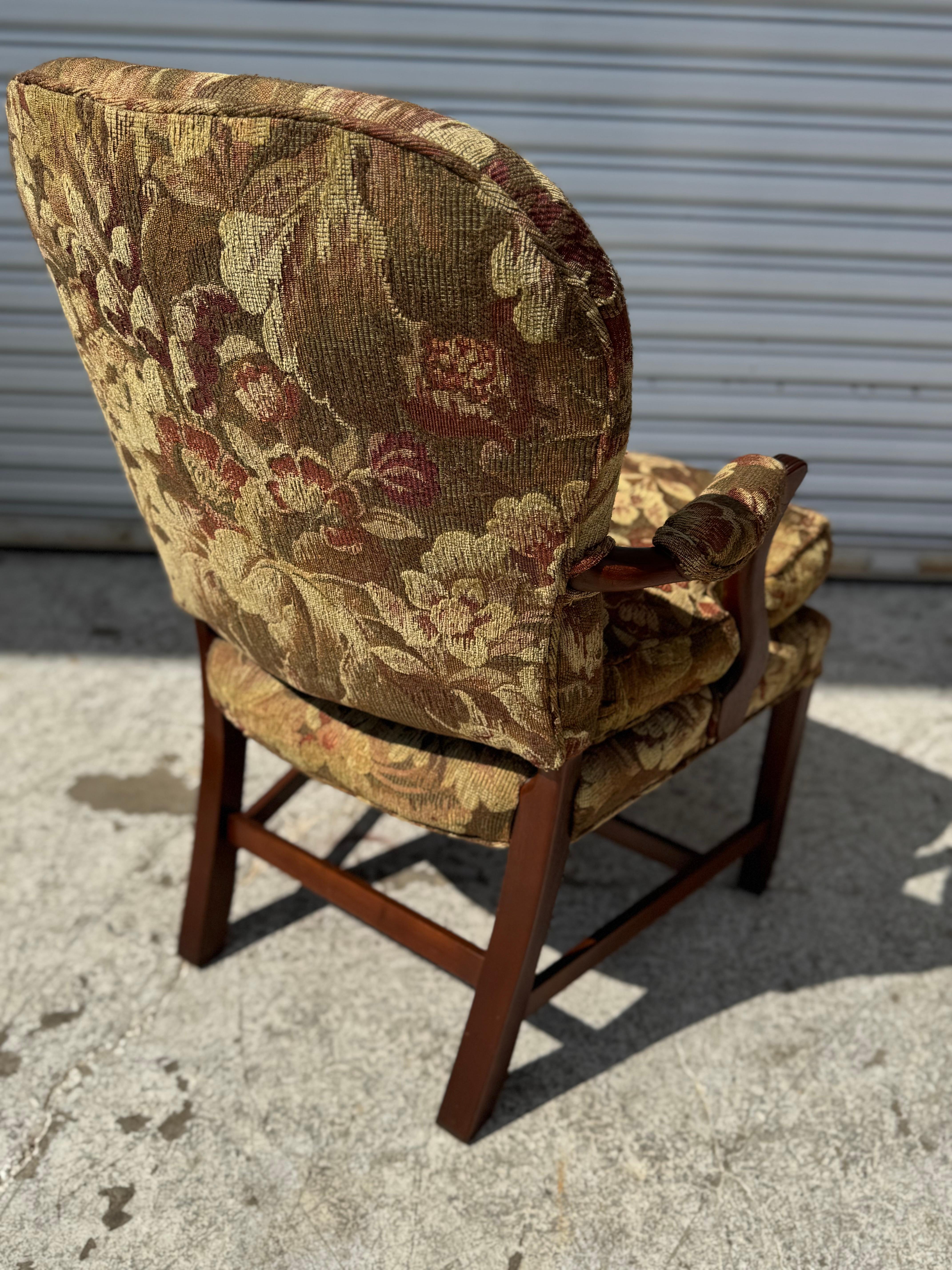 Fully Upholstered Chippendale Style Armchair In Good Condition For Sale In Pasadena, TX