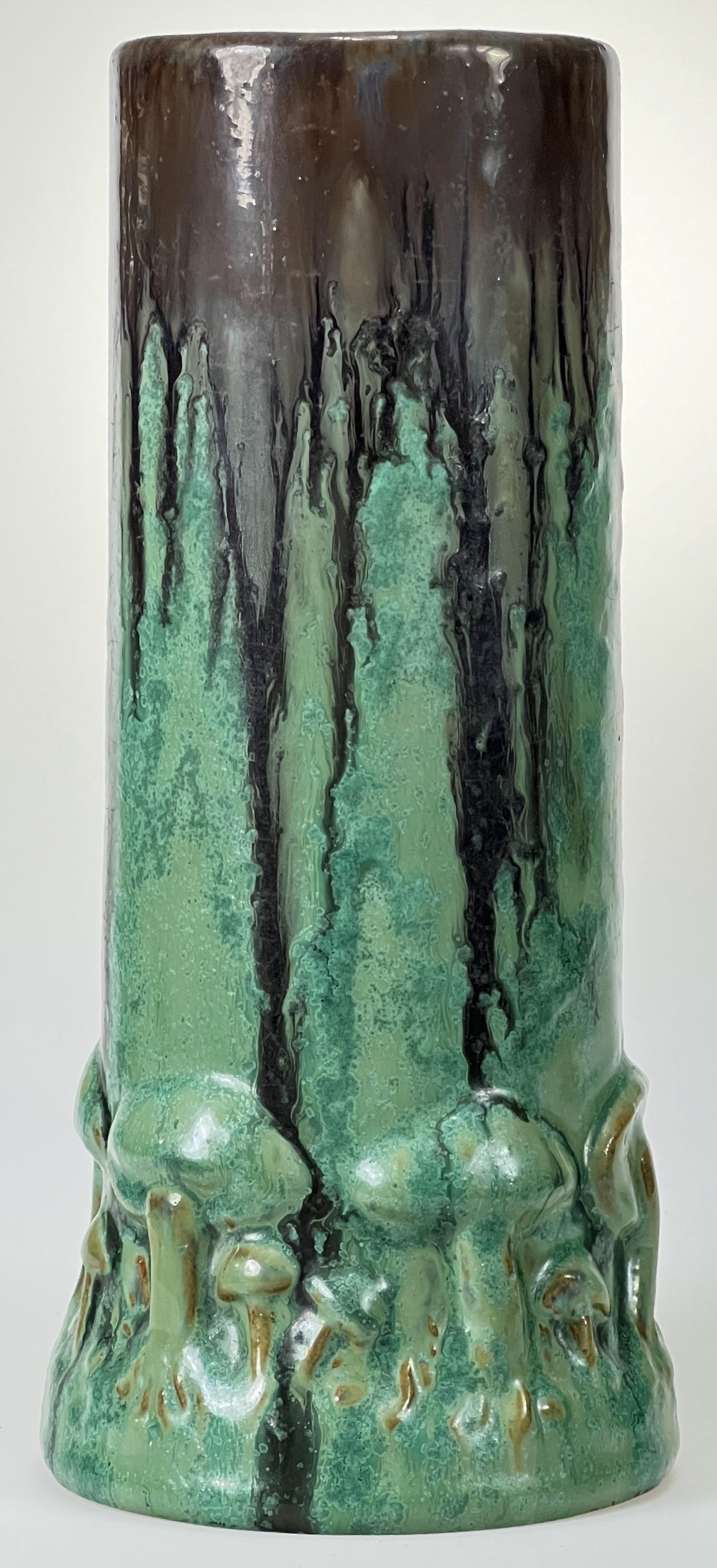 Arts and Crafts Fulper Mushroom Vase Cucumber Crystalline and Flambe Glaze circa 1915 New Jersey