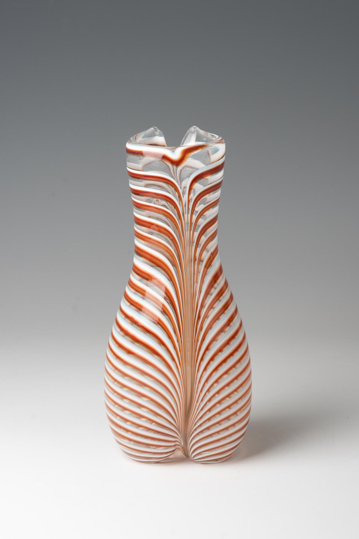 Fulvio Bianconi, un raro vaso della serie 'Bikini', 1950 circa, Model No. 4421 In condizioni buone in vendita a Zurich, CH
