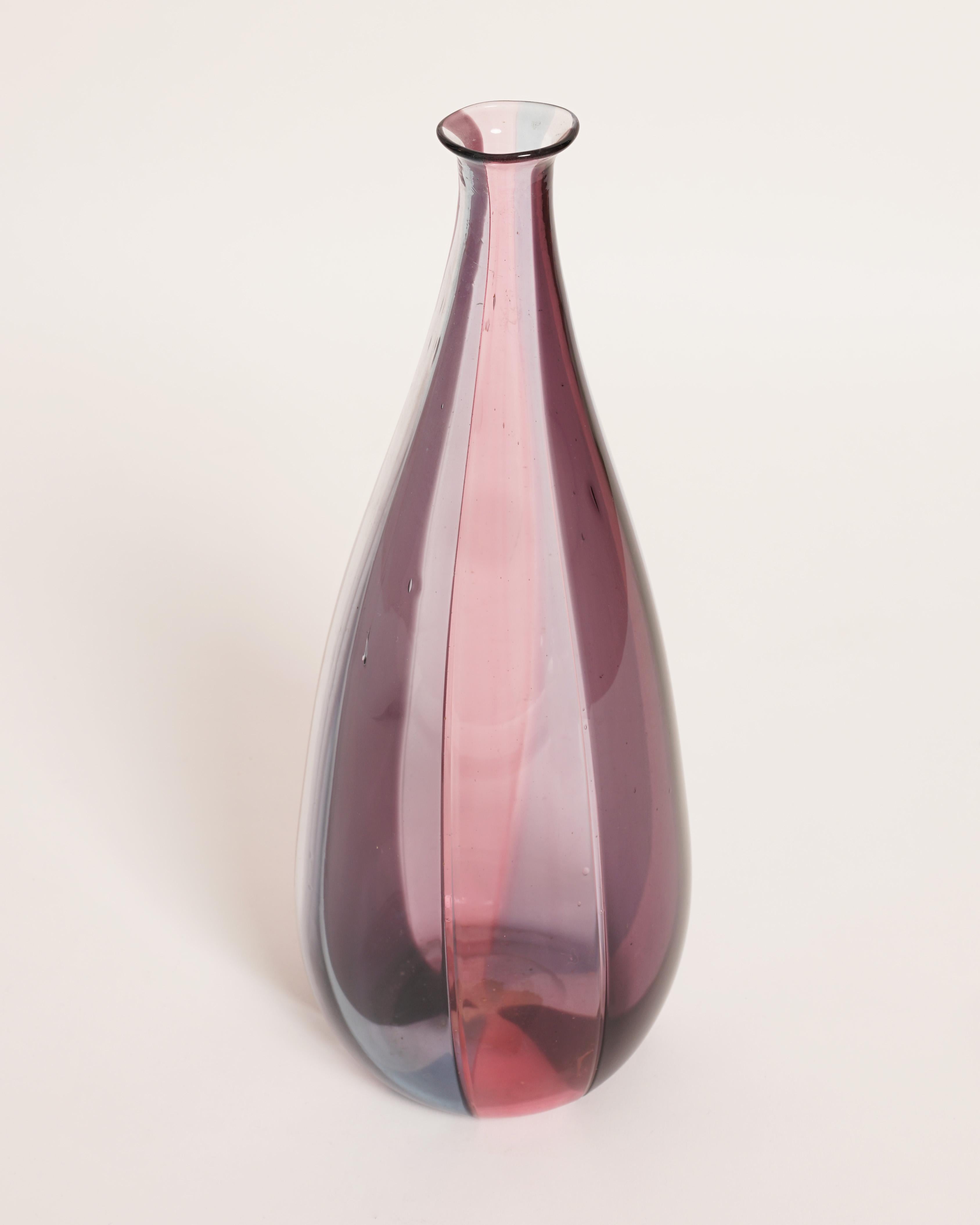 Fulvio Bianconi
 'A Spicchi' Vase, c. 1953
Execution: Venini, blown glass, purple, pink and blue.
Signed: Original label and signature (Picture 4)
H : 36 cm (14.17