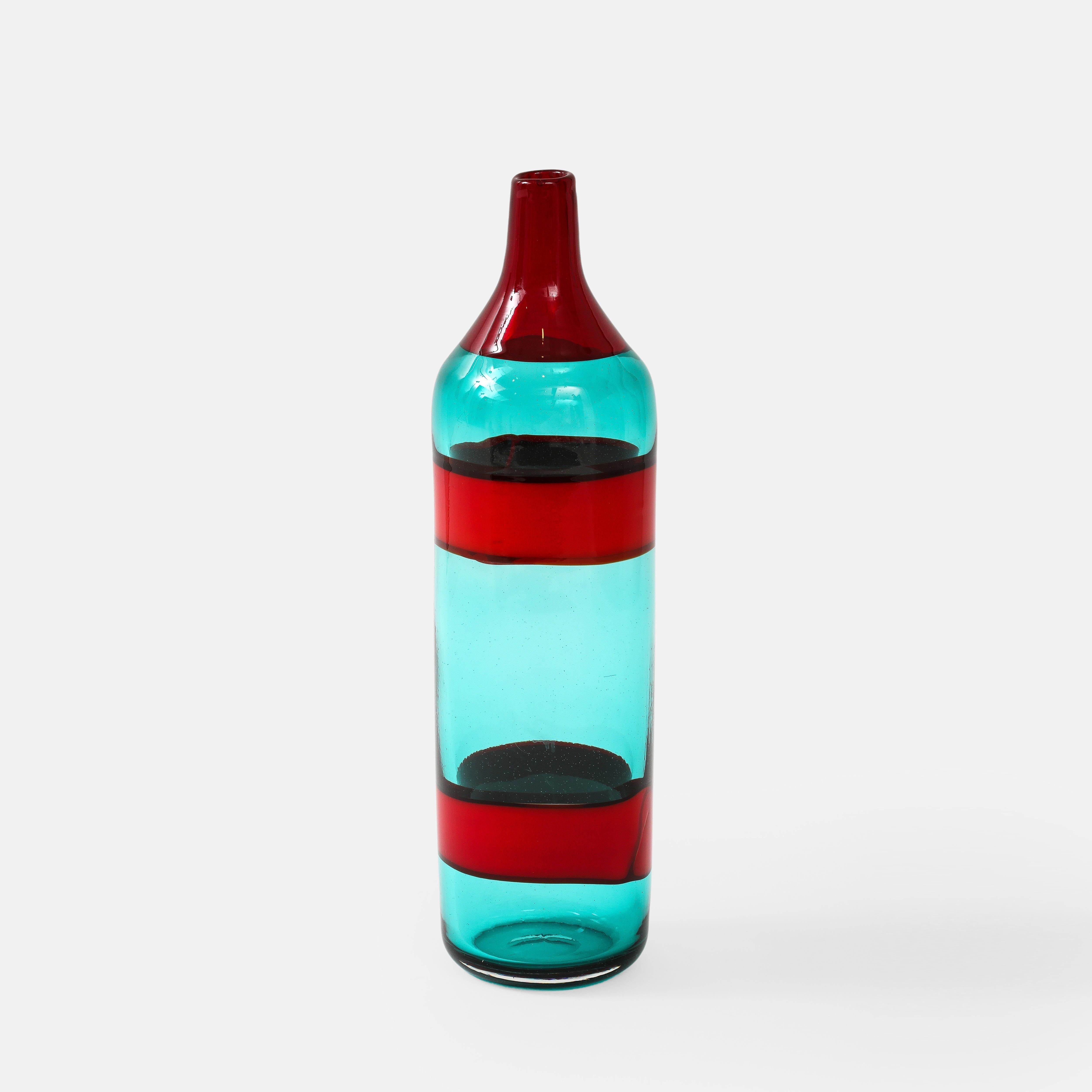 Fulvio Bianconi für Venini Fasce Orizzontali Flasche Modell 4315 Grün Rot Glas  (Moderne der Mitte des Jahrhunderts) im Angebot